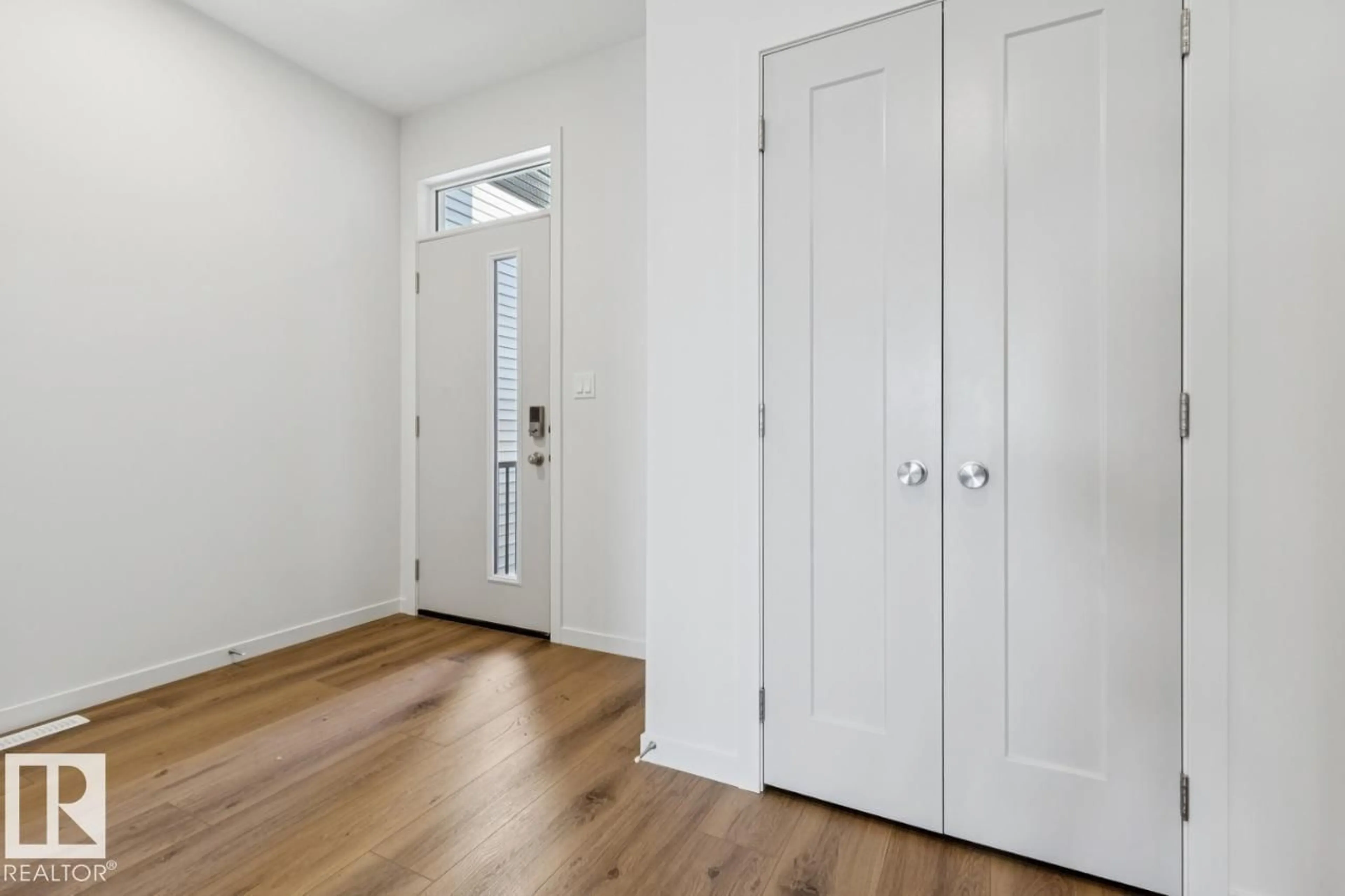 Indoor entryway for SW - 2336 160 ST, Edmonton Alberta T6W4E5