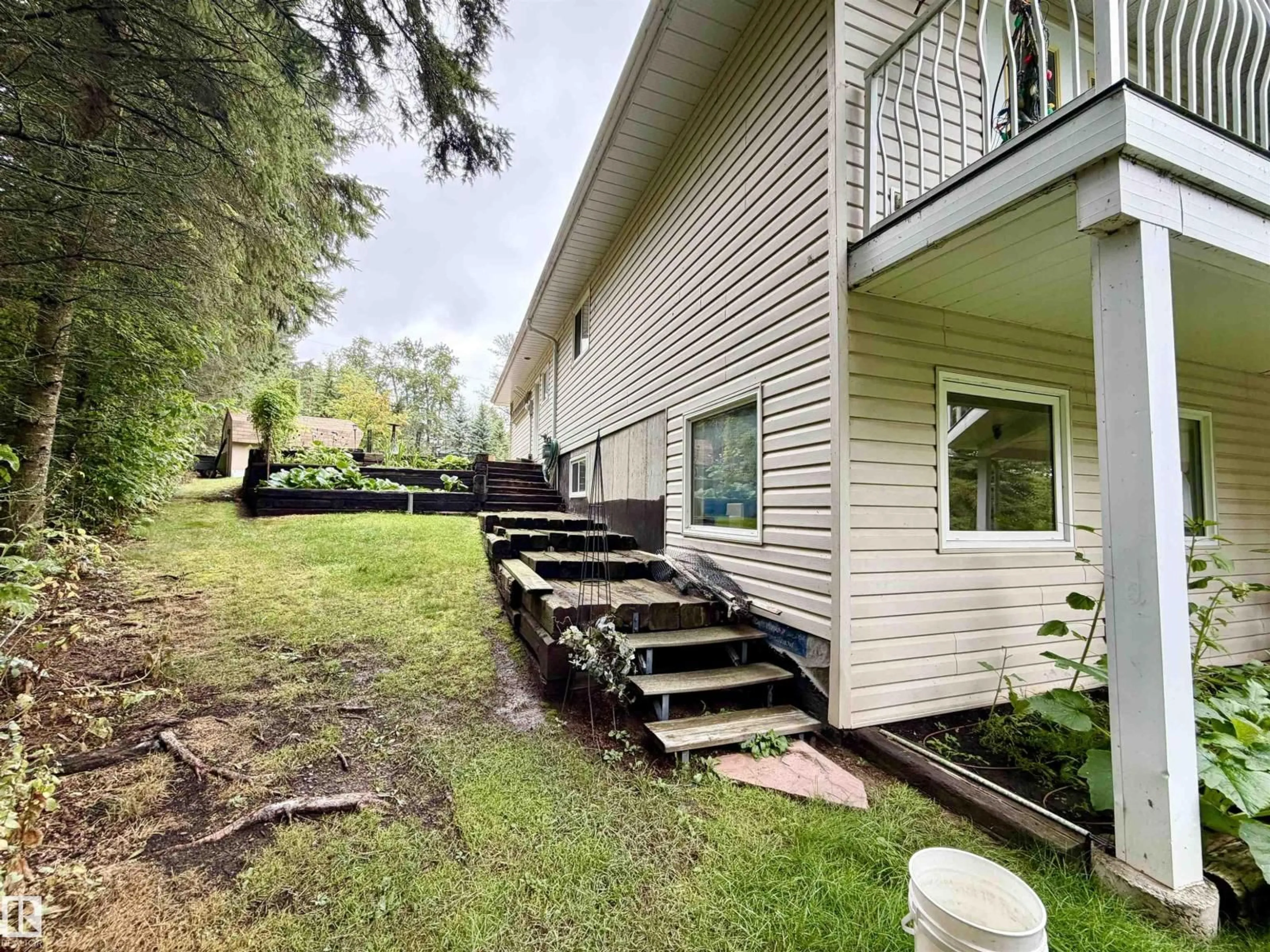 Patio, unknown for 62036 - 153 TOWNSHIP RD 462, Rural Wetaskiwin County Alberta T0C0T0
