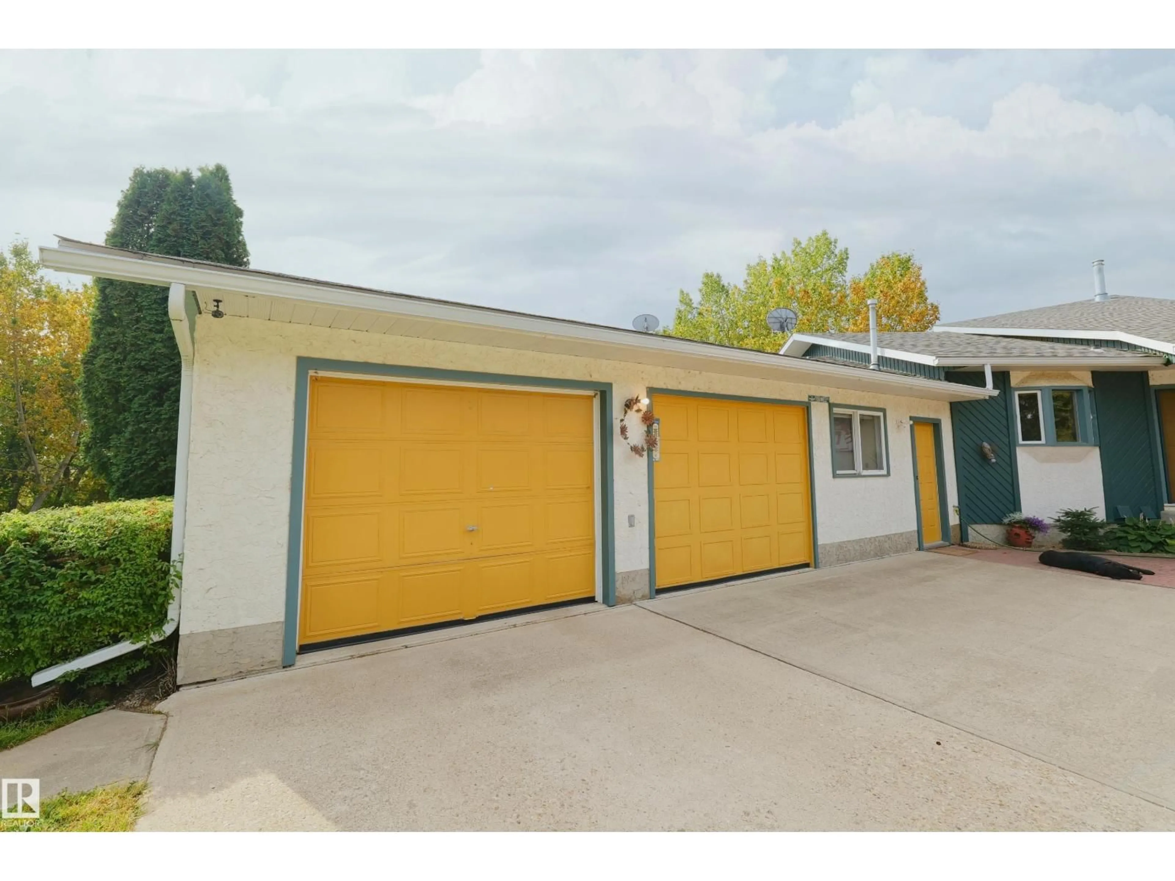 Indoor garage for 58505 HIGHWAY 33, Rural Barrhead County Alberta T0G2H0