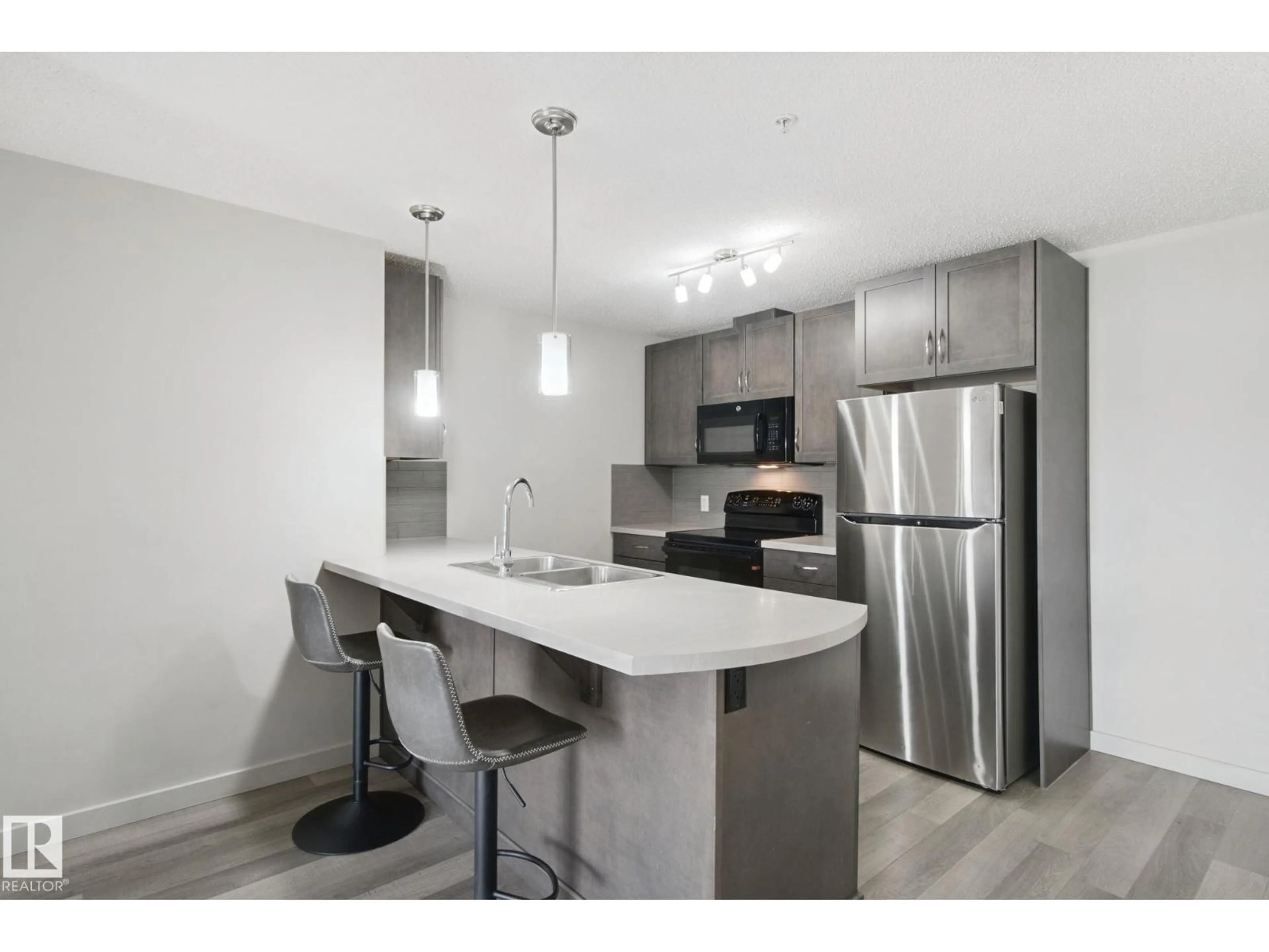 Unknown for 351 - 7805 71 ST NW, Edmonton Alberta T6B0B9