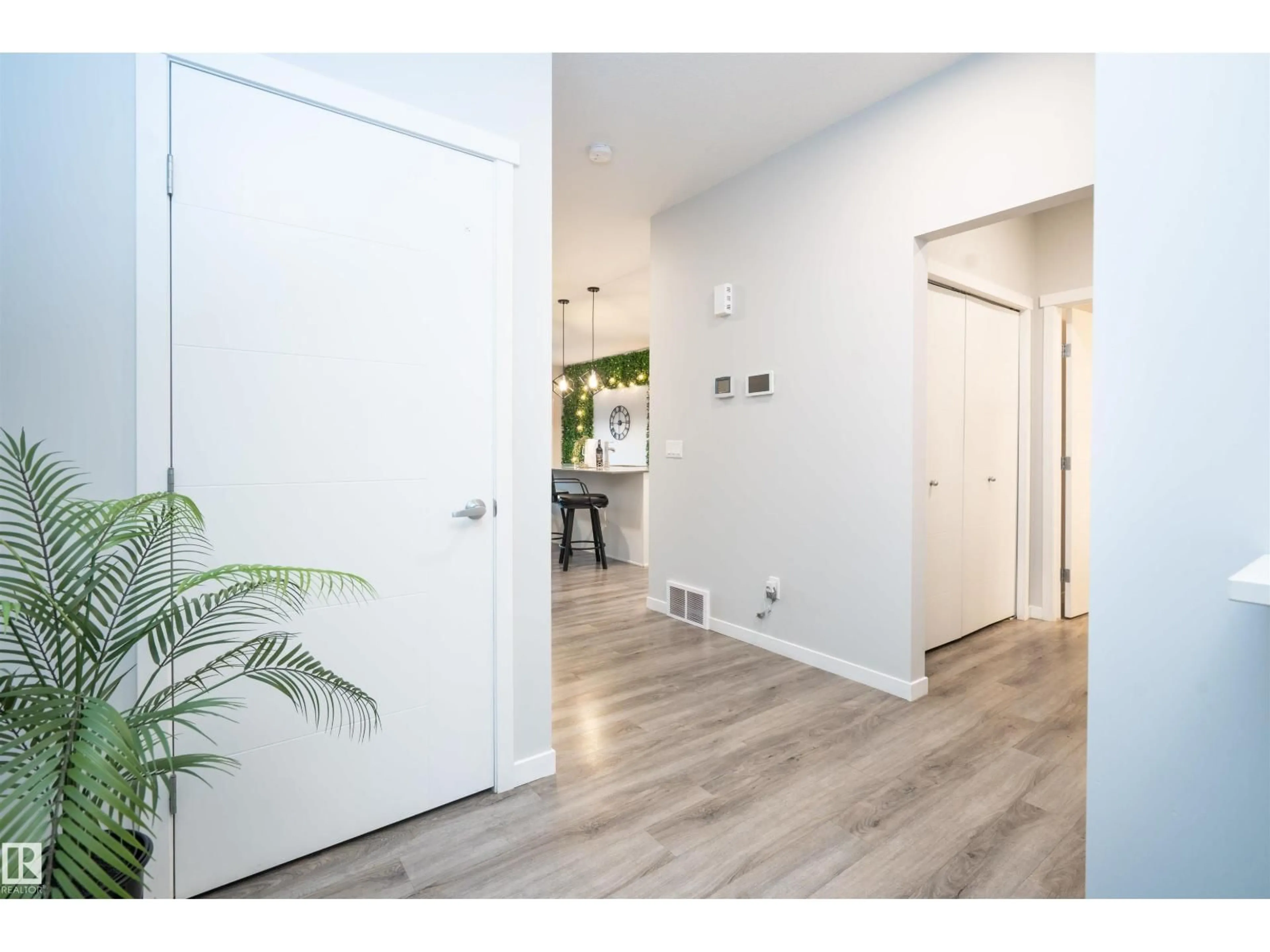 Indoor entryway for NW - 9232 224 ST, Edmonton Alberta T5T7L9