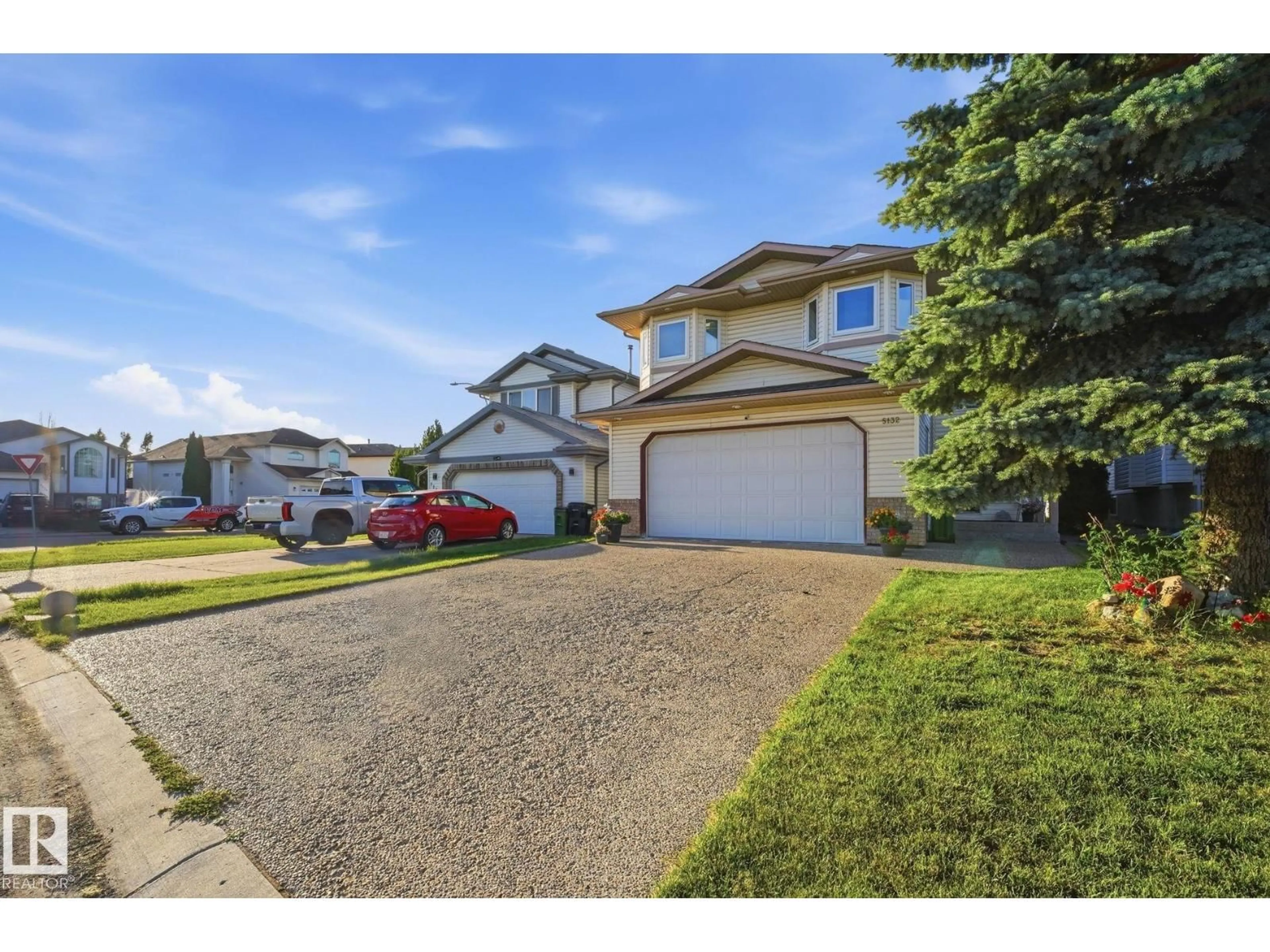 A pic from outside/outdoor area/front of a property/back of a property/a pic from drone, street for 5132 157 AV, Edmonton Alberta T5Y2X5