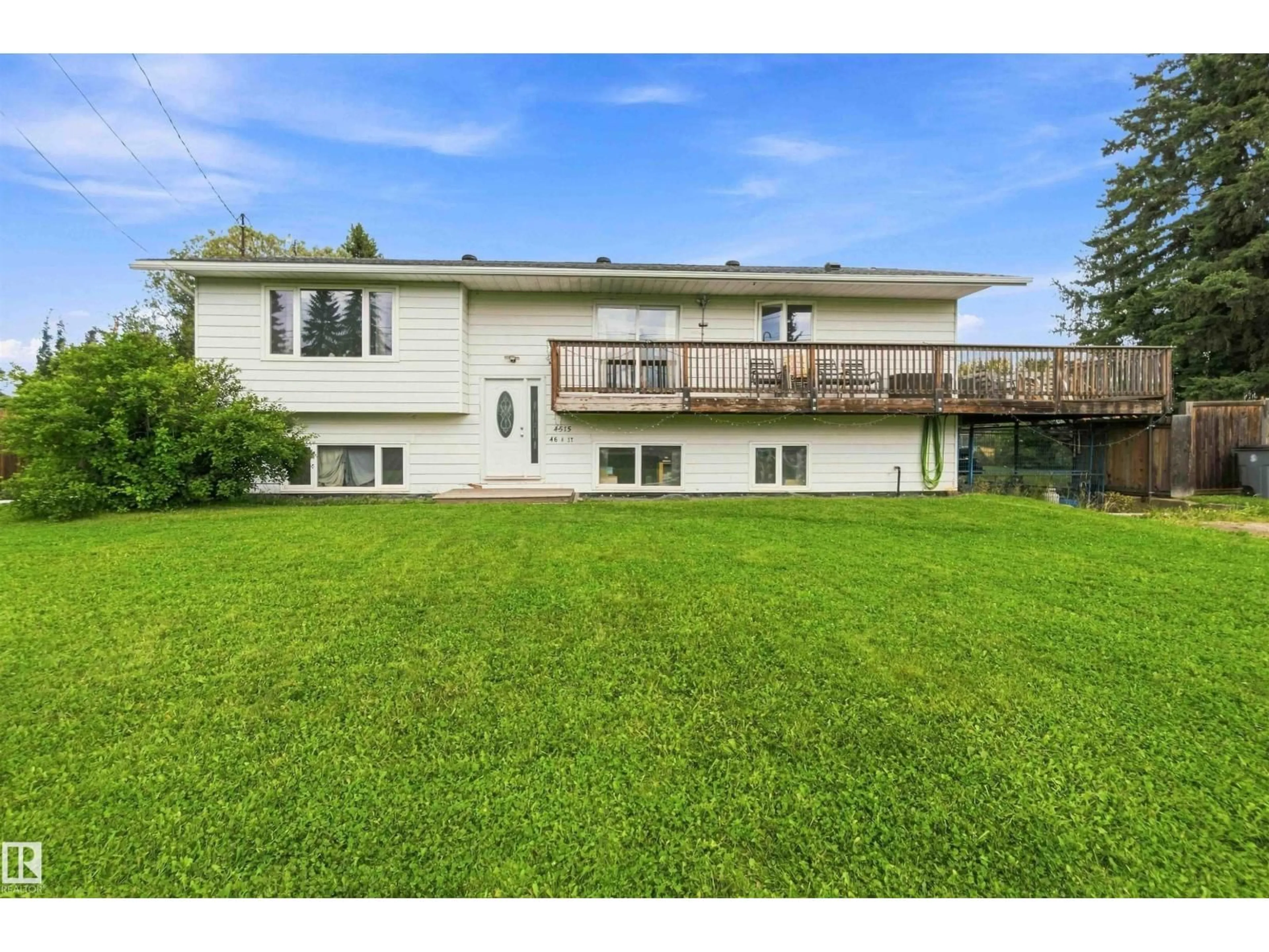A pic from outside/outdoor area/front of a property/back of a property/a pic from drone, unknown for 4515 46A ST, Rural Lac Ste. Anne County Alberta T0E0E0