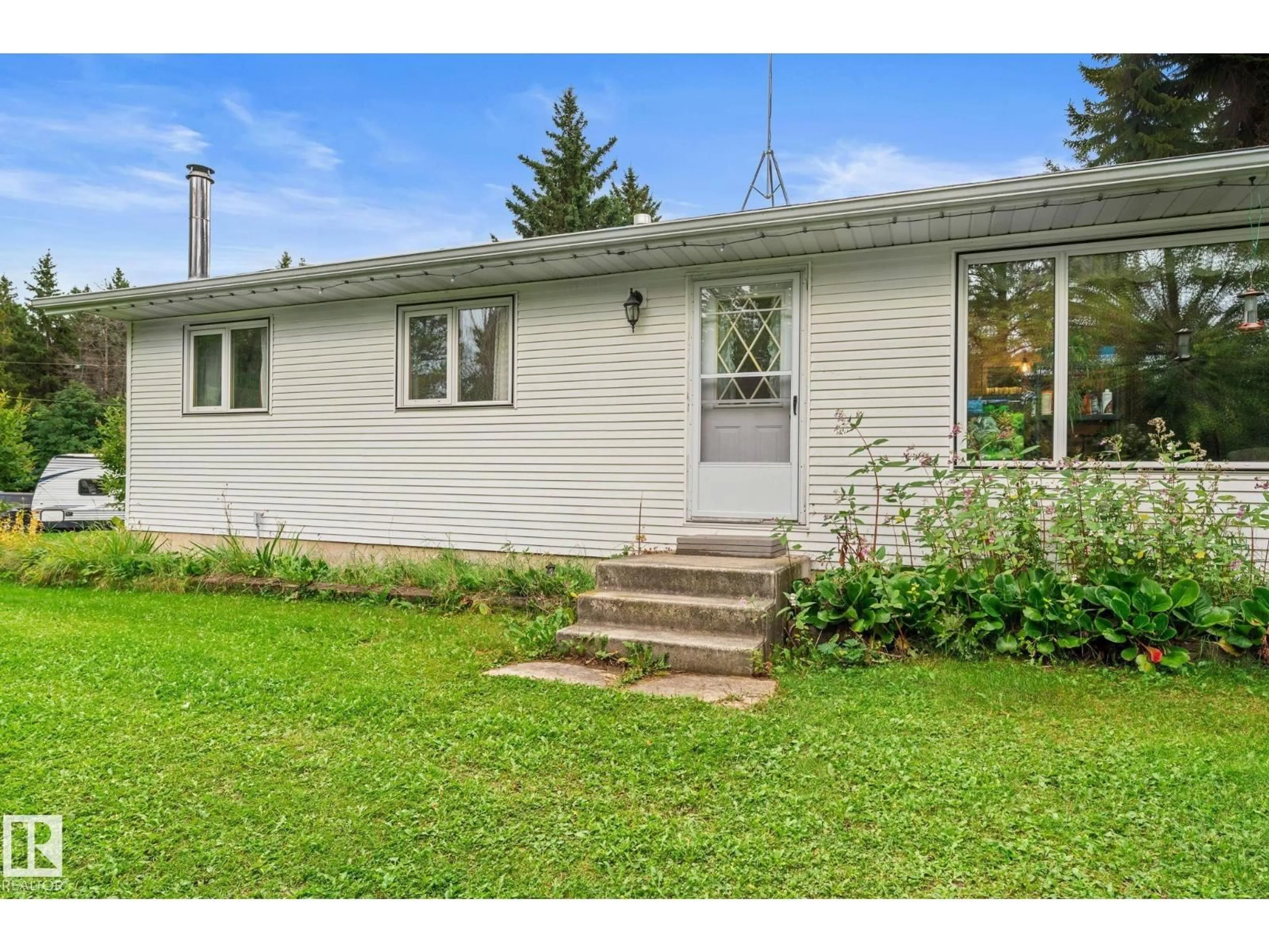 Unknown for 51559 - 266 RGE ROAD 225, Sherwood Park Alberta T8C1H5