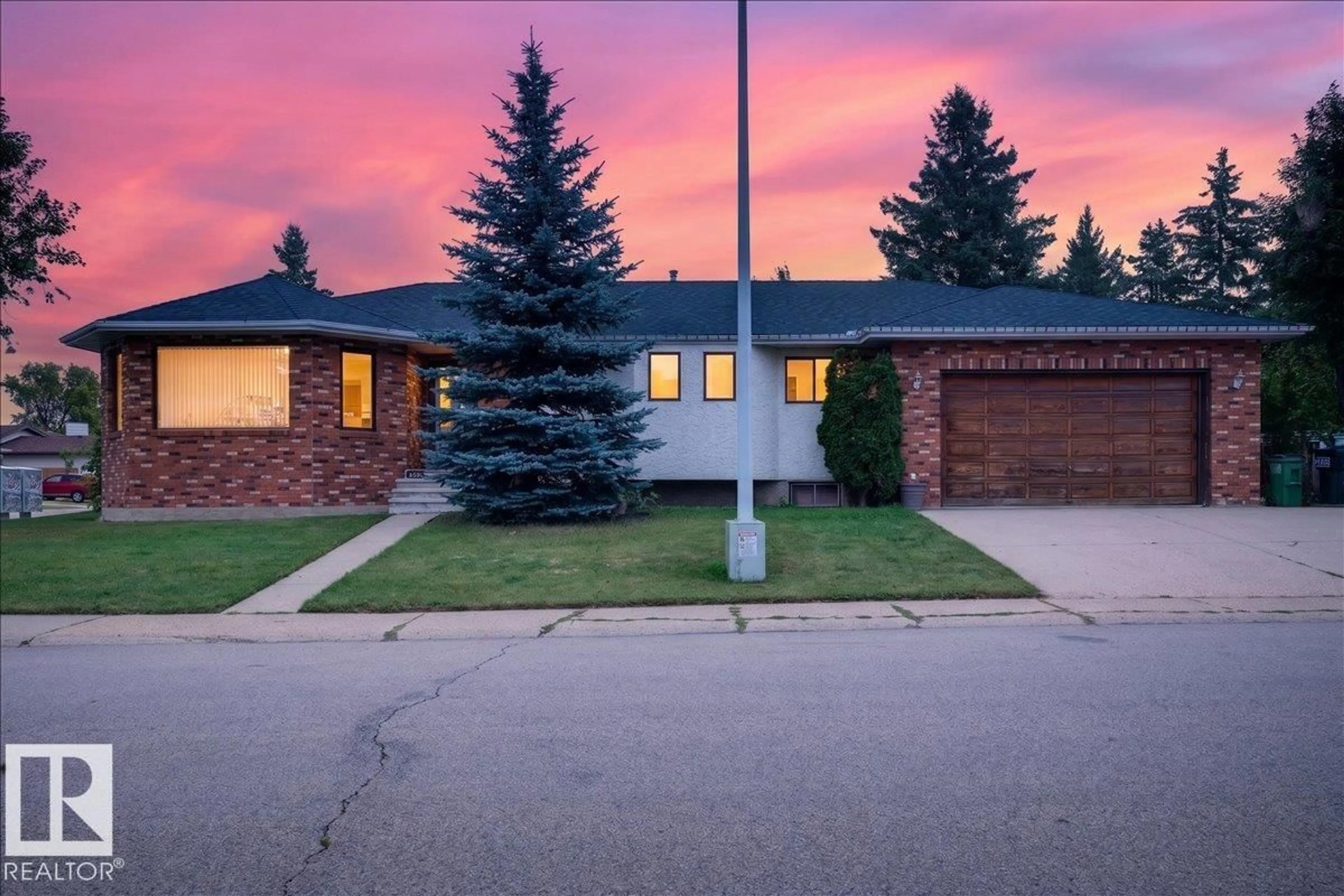 Home with brick exterior material, street for 2907 49 ST, Edmonton Alberta T6L6B7