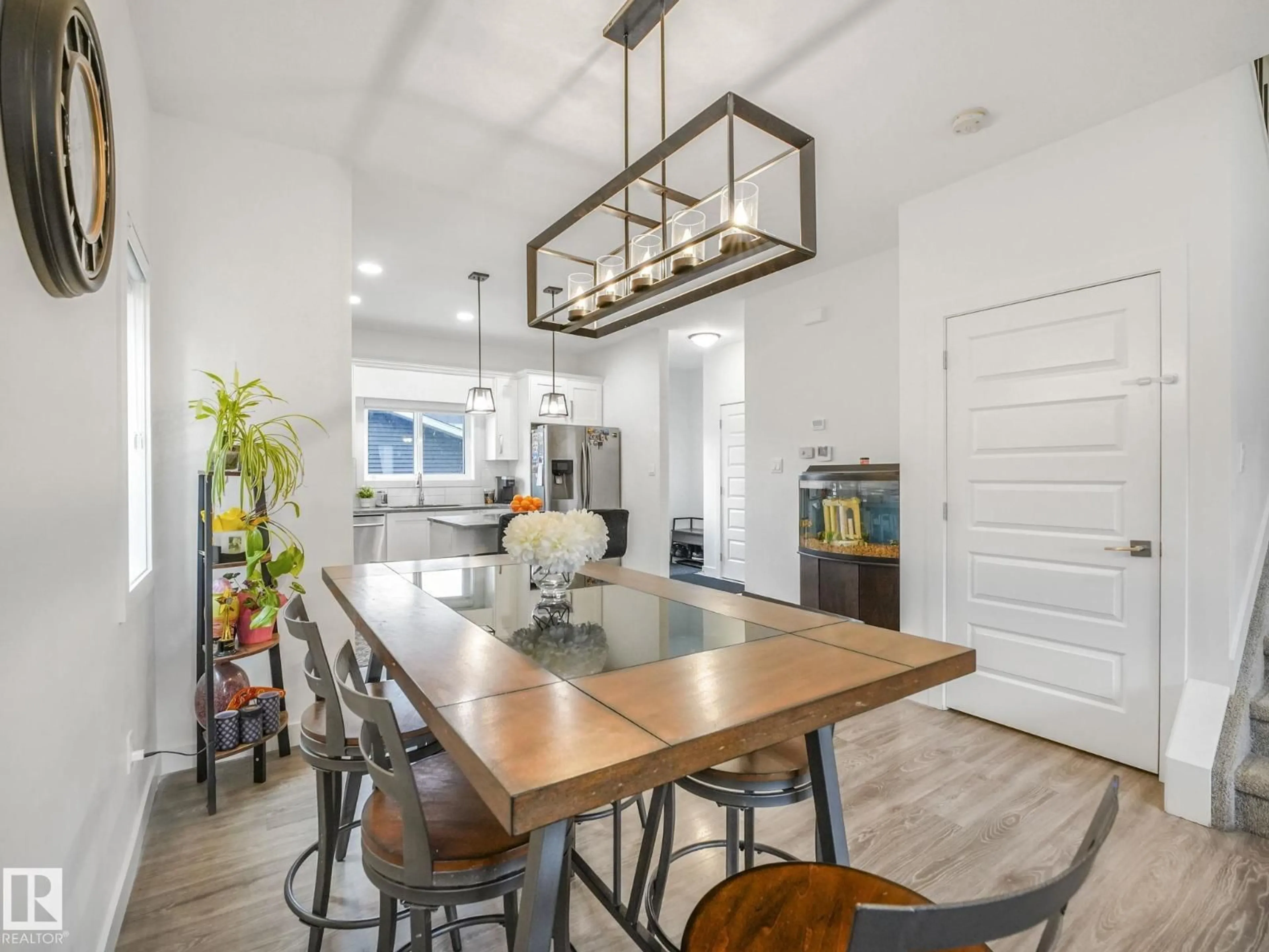 Open concept kitchen, unknown for SW - 3807 WEIDLE CR, Edmonton Alberta T6X2E4