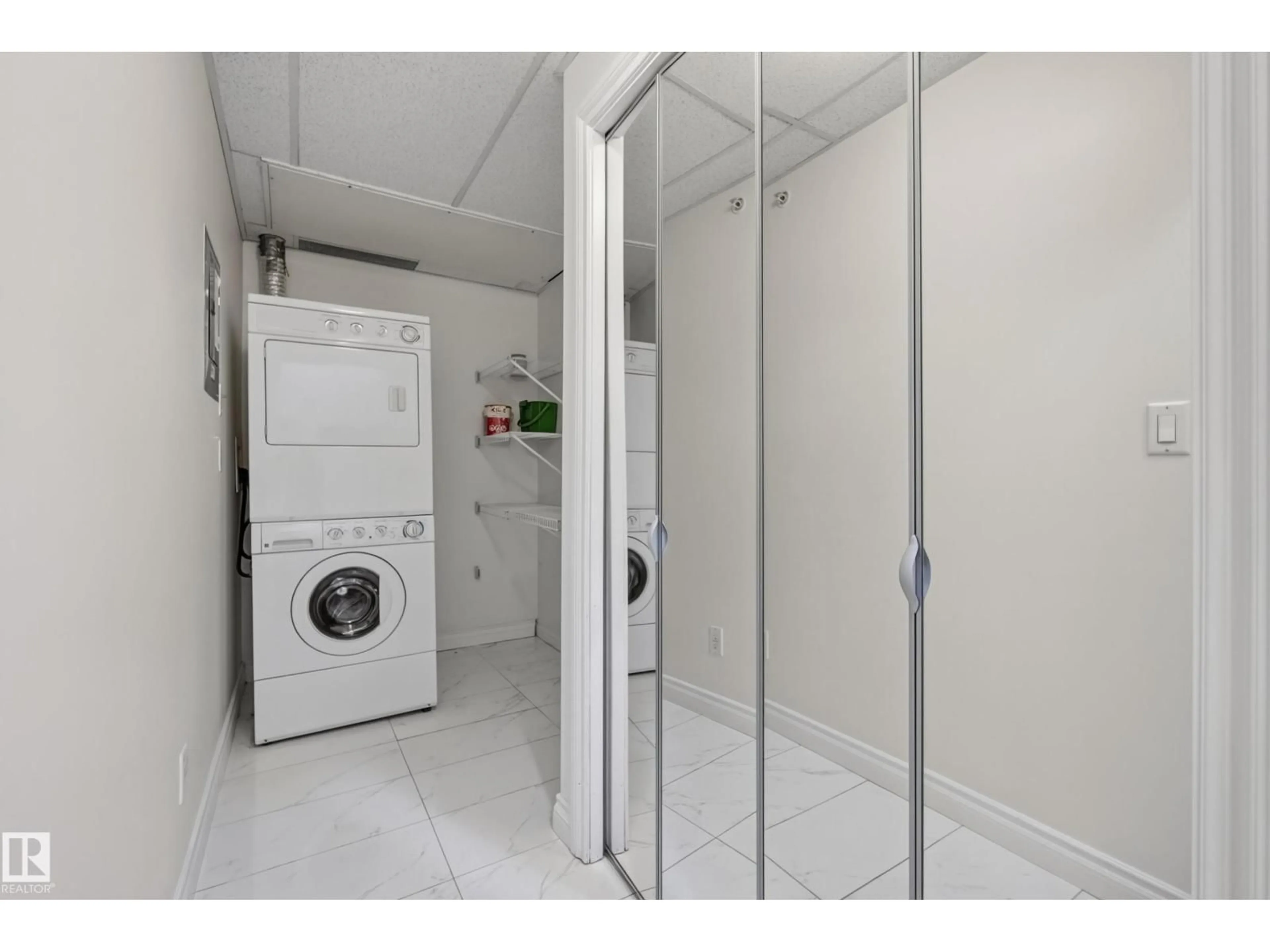 Laundry room for 210 - 10121 80 AV, Edmonton Alberta T6E0B9