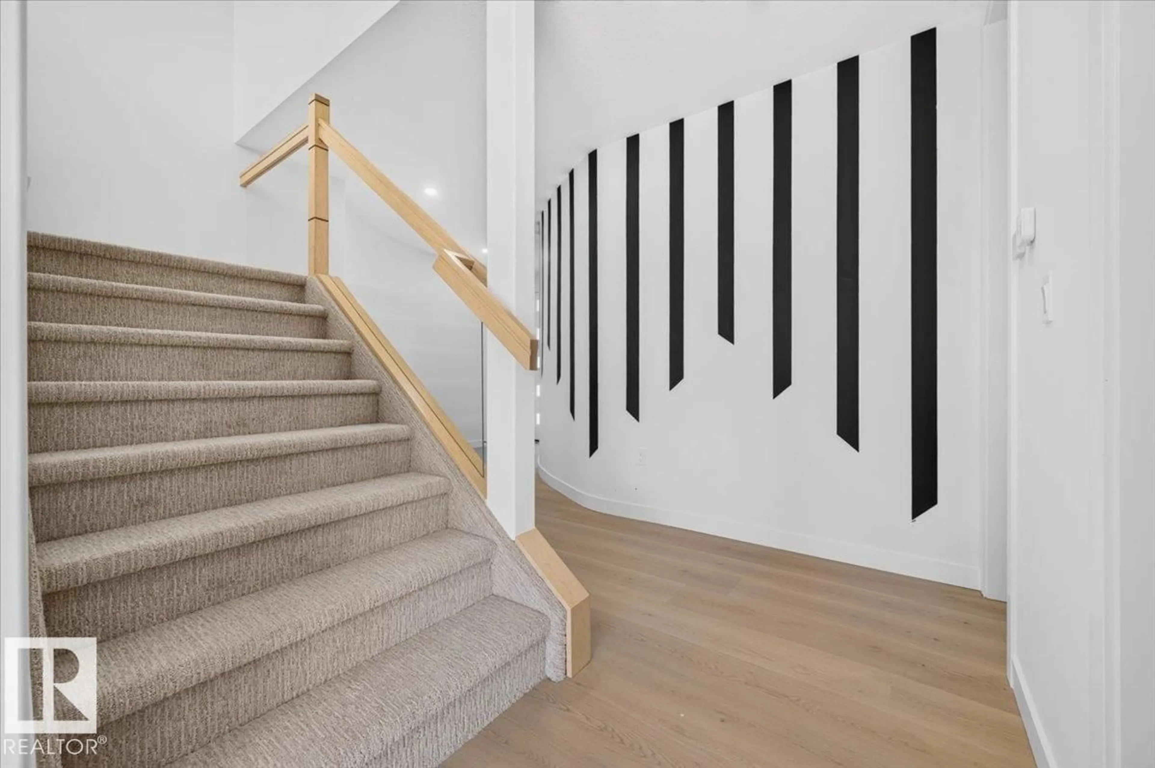 Stairs for 407 172 AV, Edmonton Alberta T5Y4K9