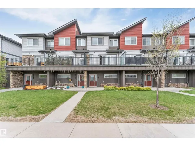 3340 15A AV, Edmonton