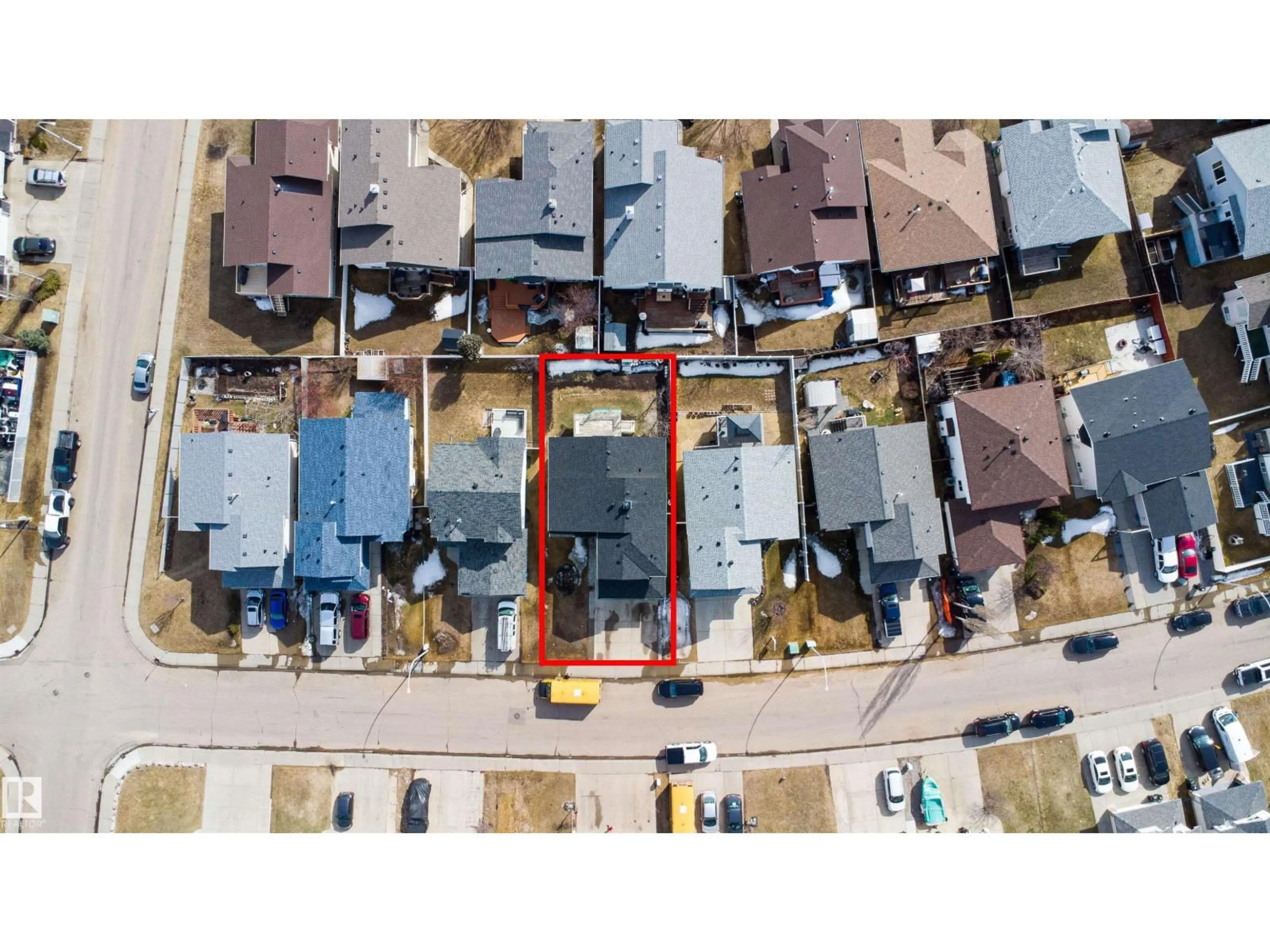 A pic from outside/outdoor area/front of a property/back of a property/a pic from drone, street for 2915 151A AV, Edmonton Alberta T5Y2Y5