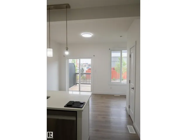 SW - 64 2710 66 ST, Edmonton 4
