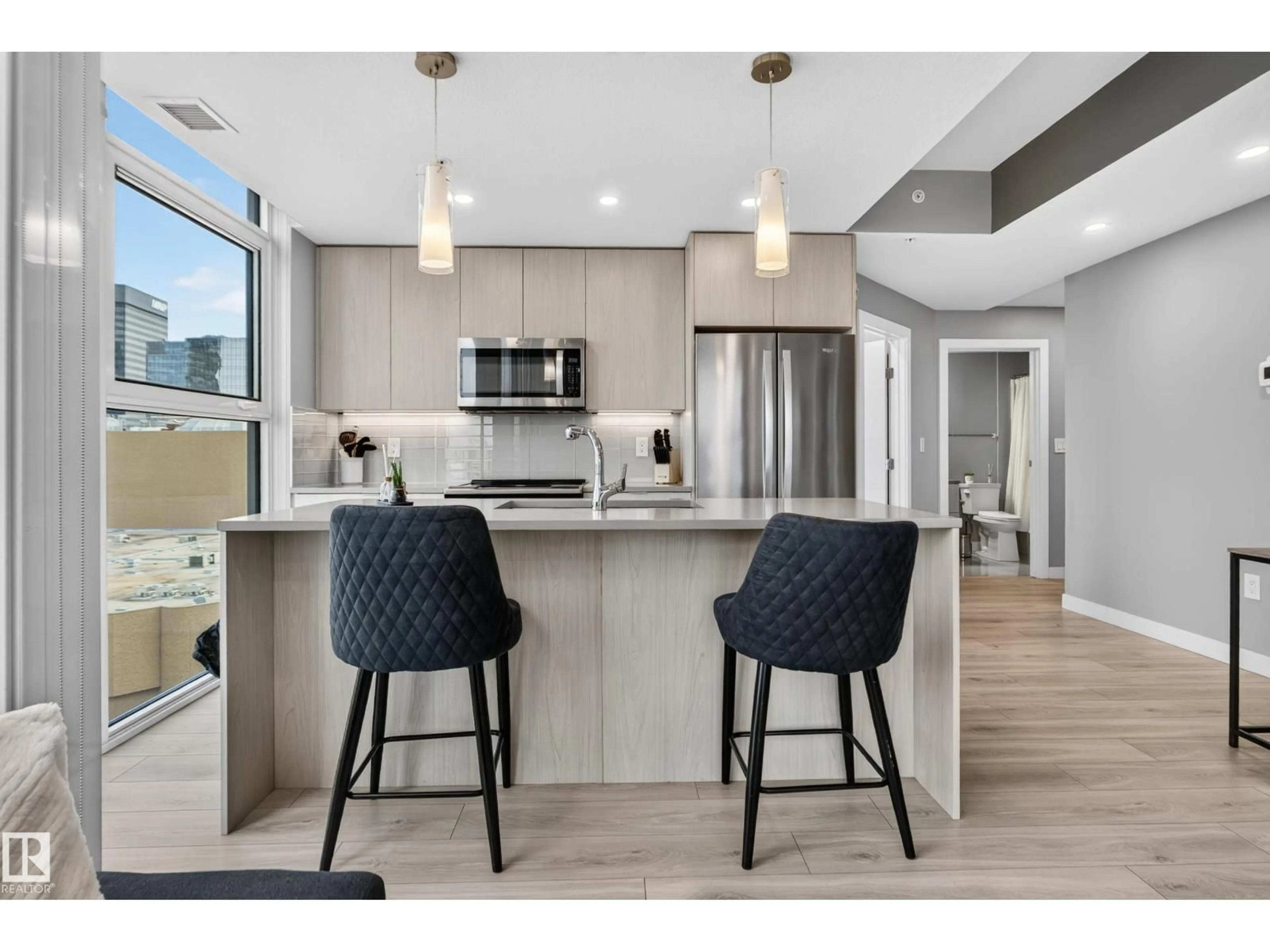 Open concept kitchen, ceramic/tile floor for 1002 - 10180 103 ST NW, Edmonton Alberta T5J0L1