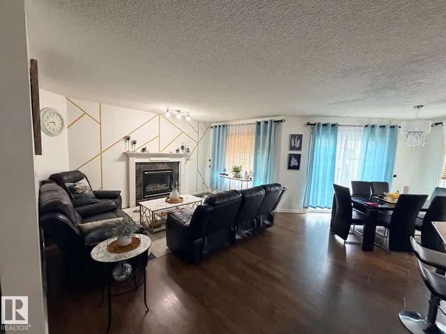 8715 11 AV SW, Edmonton 3