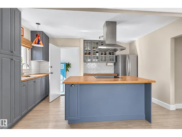 NW - 10548 40 ST, Edmonton 5