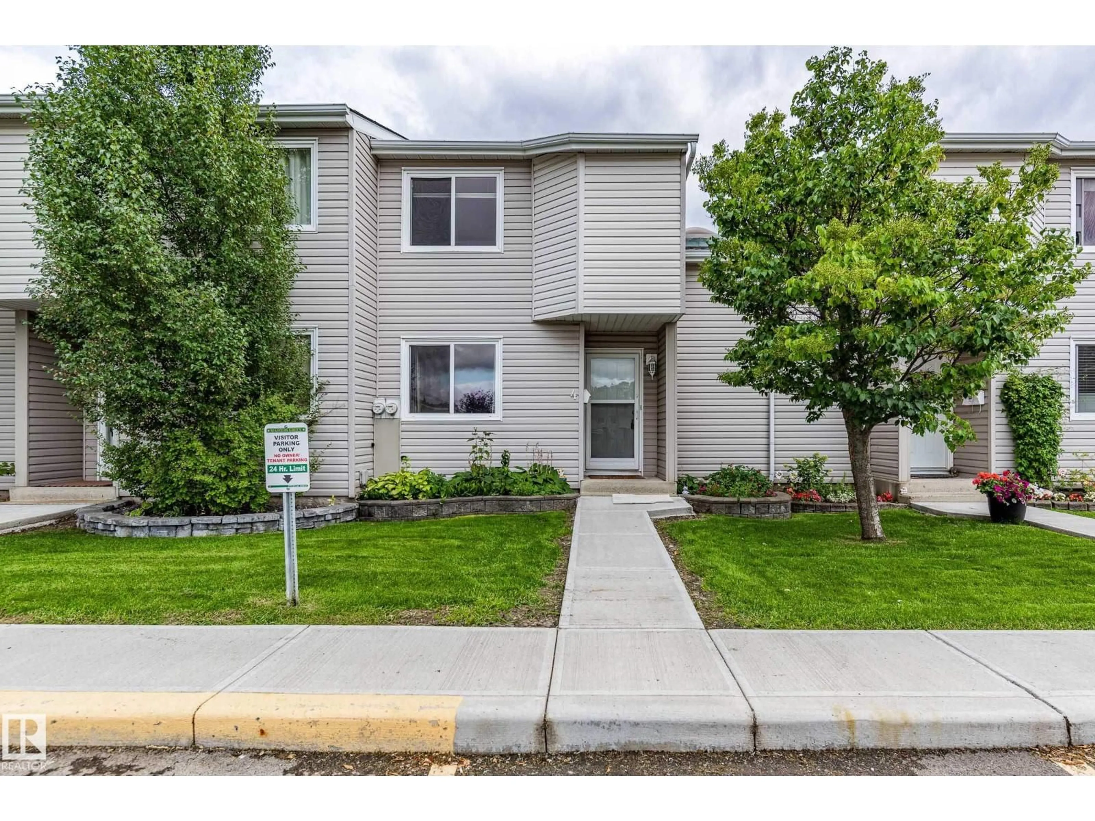Home with vinyl exterior material, street for #4 - 3221 119 ST NW, Edmonton Alberta T6J5K7