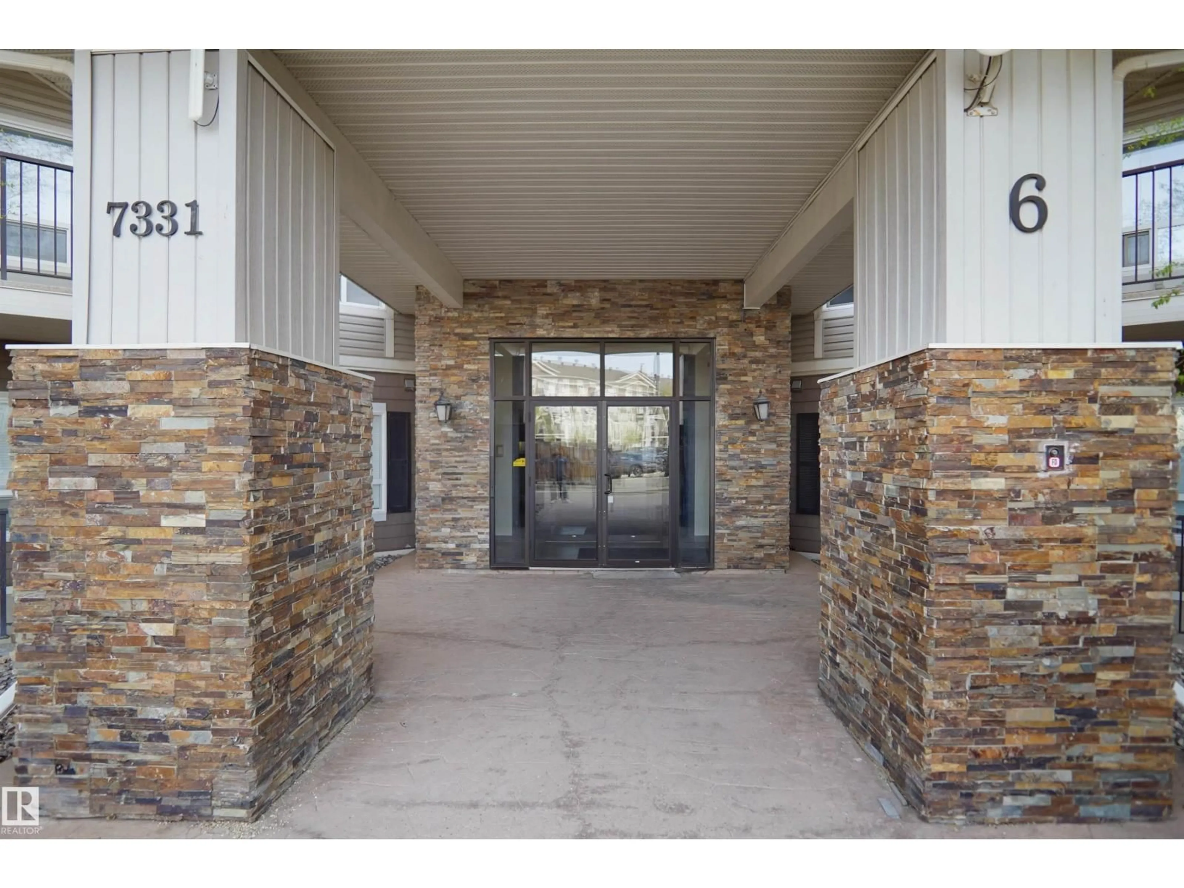 Indoor entryway for 7331 - 6207 SOUTH TERWILLEGAR DR, Edmonton Alberta T6R0L9