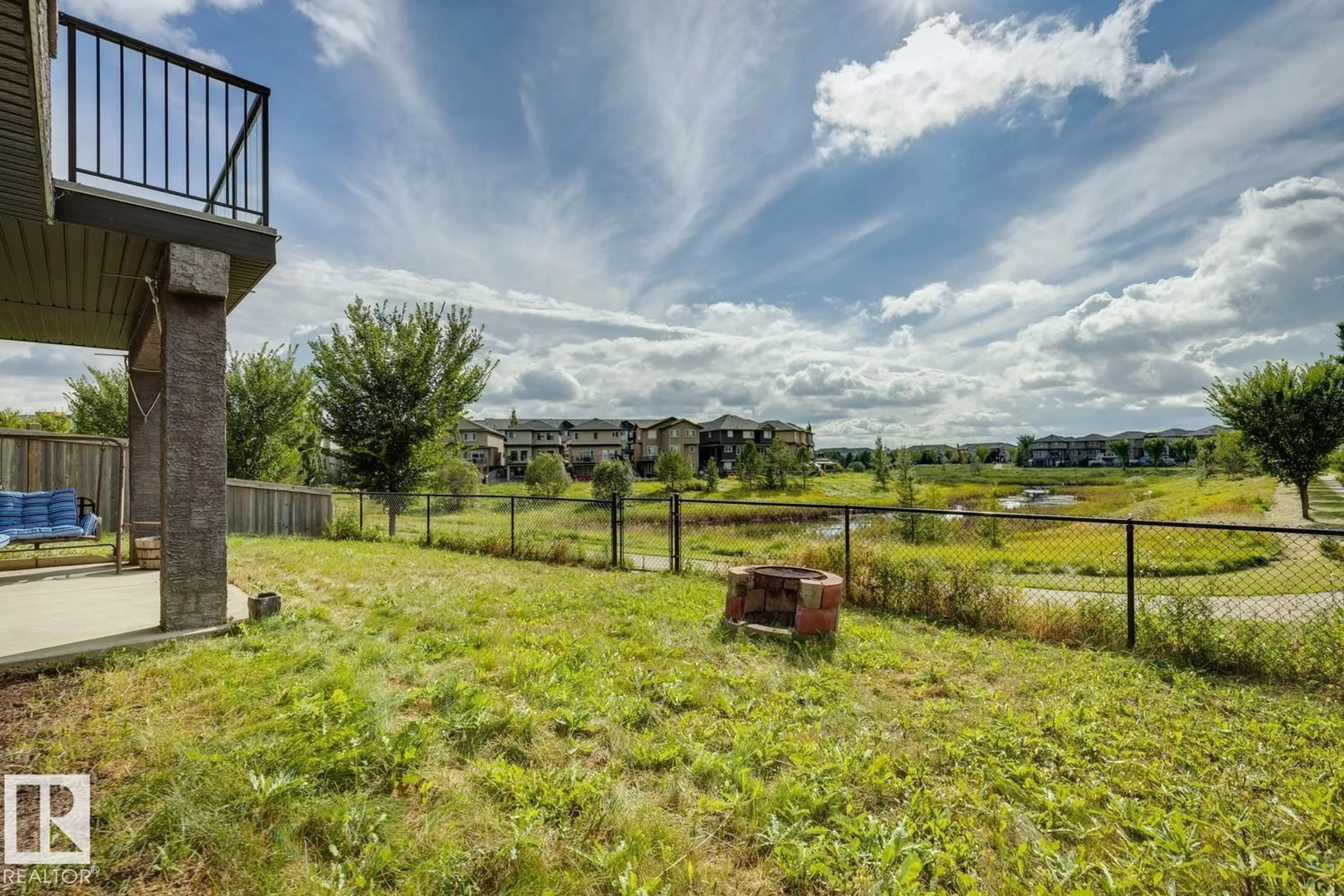 A pic from outside/outdoor area/front of a property/back of a property/a pic from drone, water/lake/river/ocean view for NW - 811 ALBANY COVE, Edmonton Alberta T6V0H3
