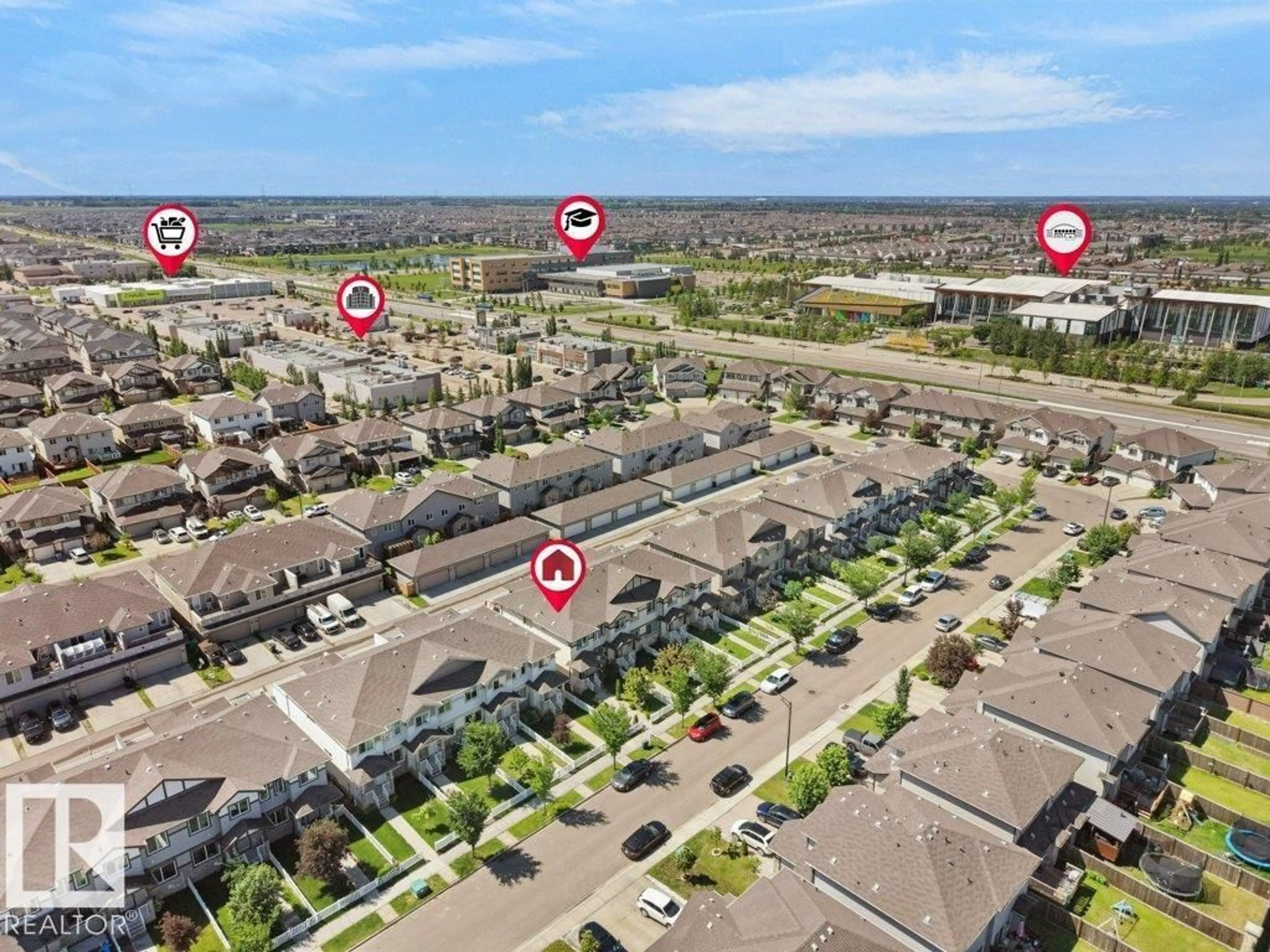 A pic from outside/outdoor area/front of a property/back of a property/a pic from drone, street for 1419 27 AV, Edmonton Alberta T5T0W1