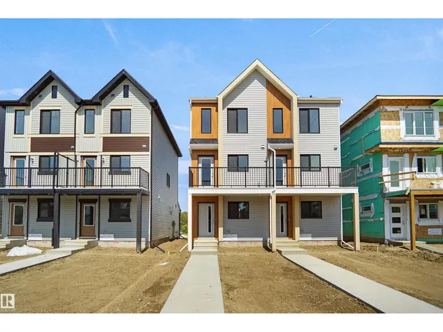 922 19 AV, Edmonton 2