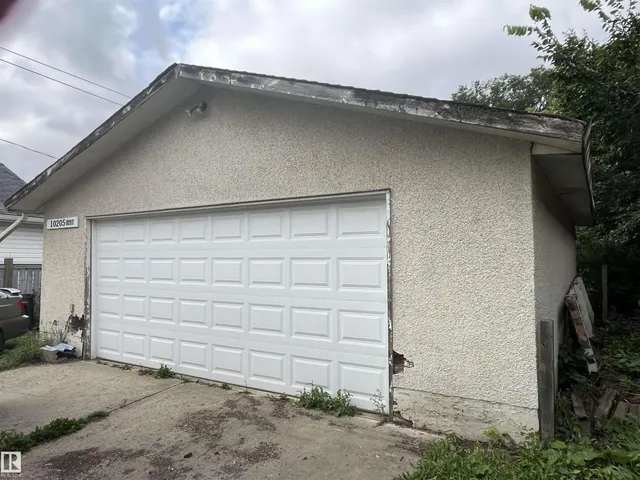 10205 92 ST, Edmonton 5