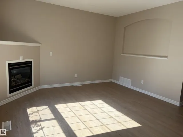 #100 - 13825 155 AV, Edmonton 3