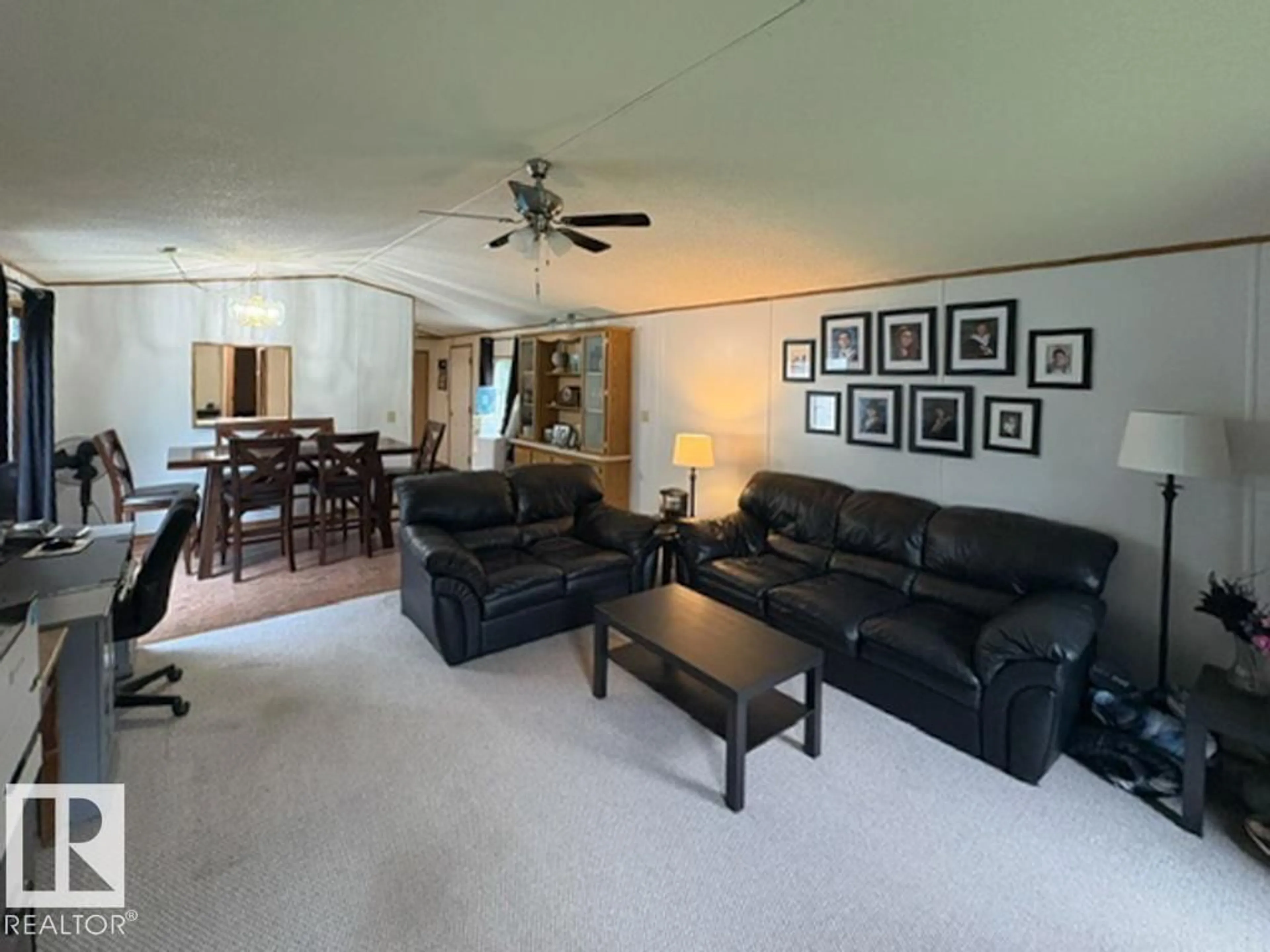 Living room with furniture, unknown for 54104 - 29 RGE ROAD 35, Rural Lac Ste. Anne County Alberta T0E0A1