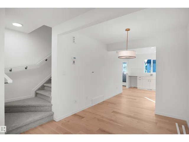 1324 9 ST, Edmonton 5
