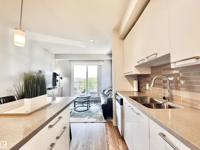 #307 - 10418 81 AV, Edmonton 3
