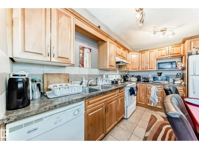 #203 - 11827 105 ST, Edmonton 5