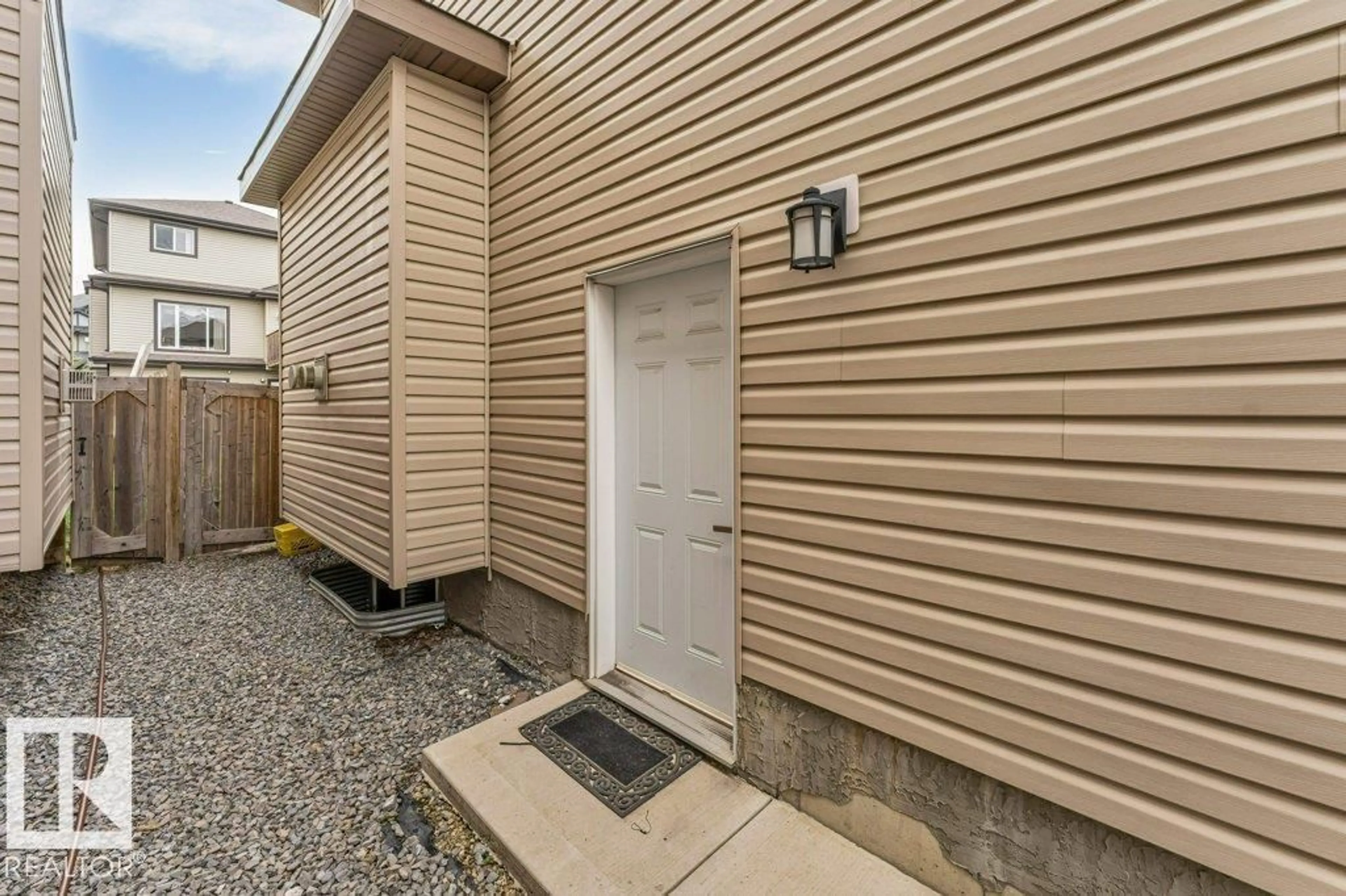 Unknown for SW - 5137 1B AV, Edmonton Alberta T6X0Z7