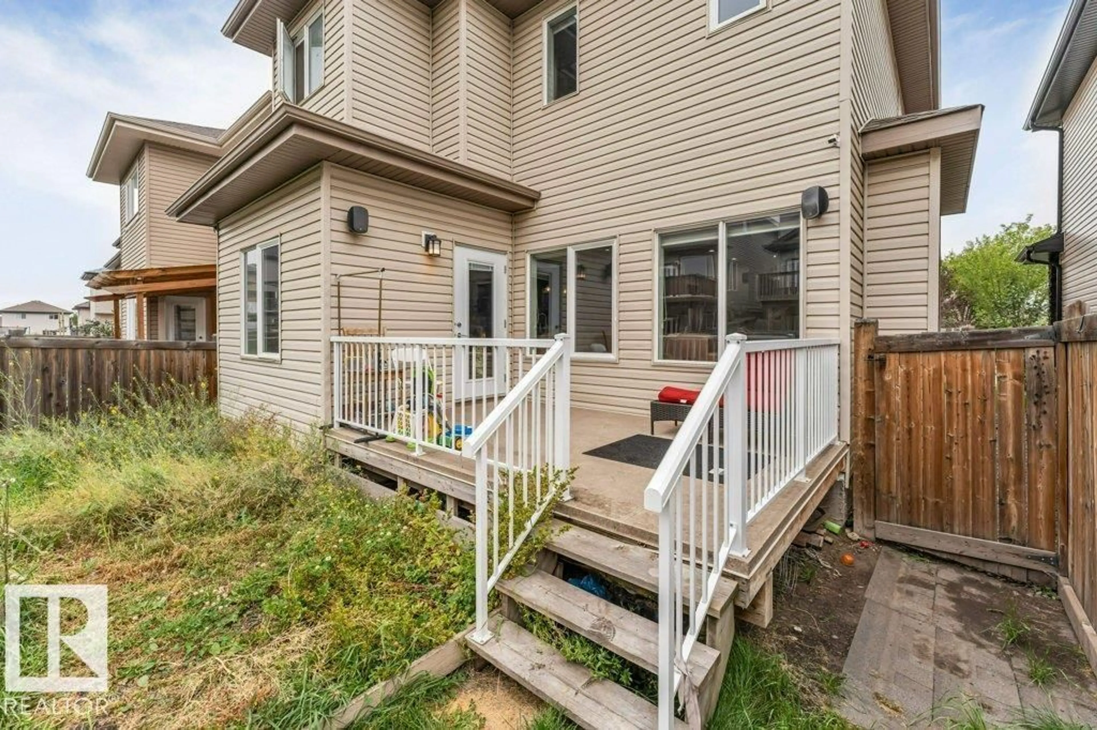 Patio, street for SW - 5137 1B AV, Edmonton Alberta T6X0Z7