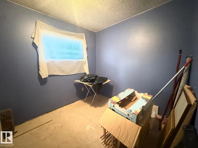 NW - 11925 77 ST, Edmonton 5