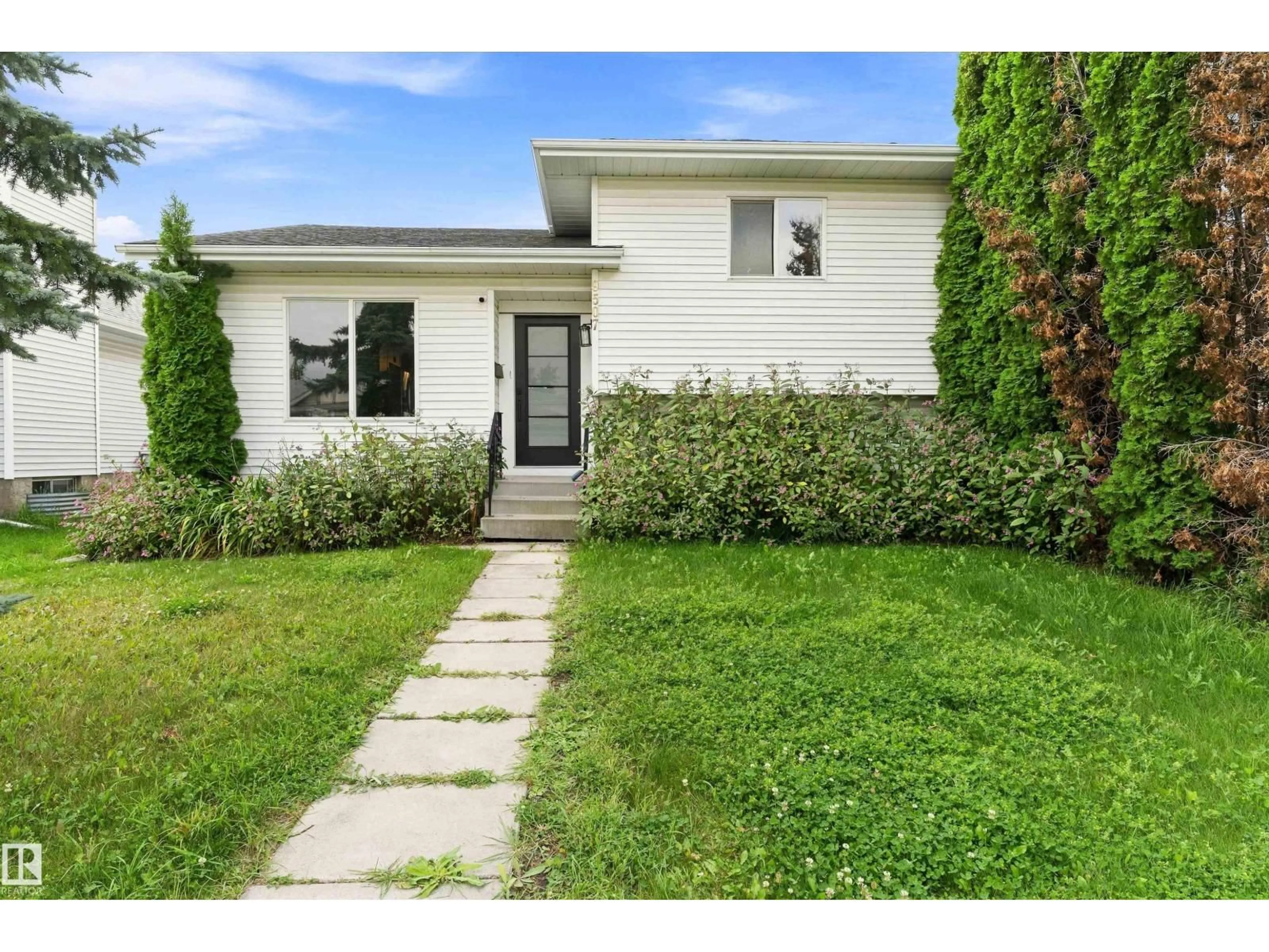 Unknown for 9507 170 AV NW, Edmonton Alberta T5Z2Z9