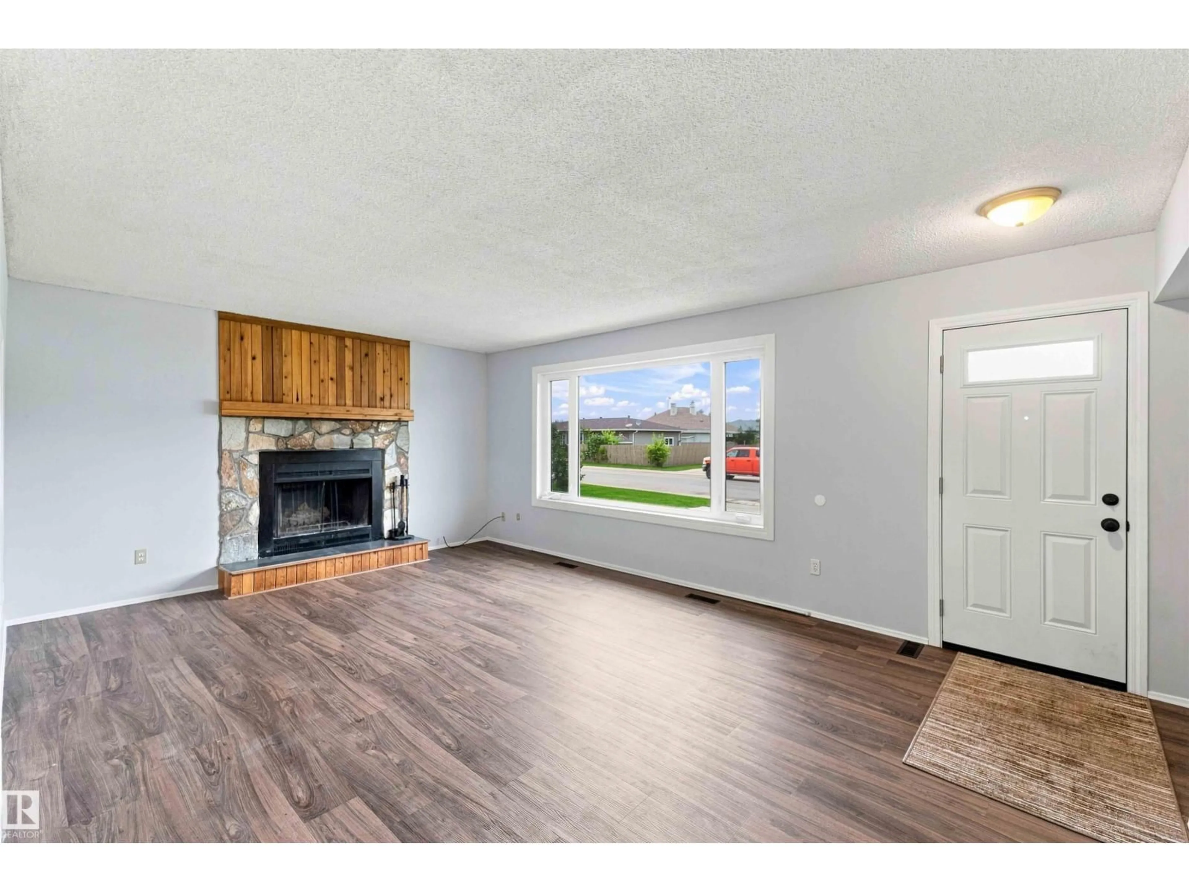 A pic of a room for 5916 53 AV, Redwater Alberta T0A2W0