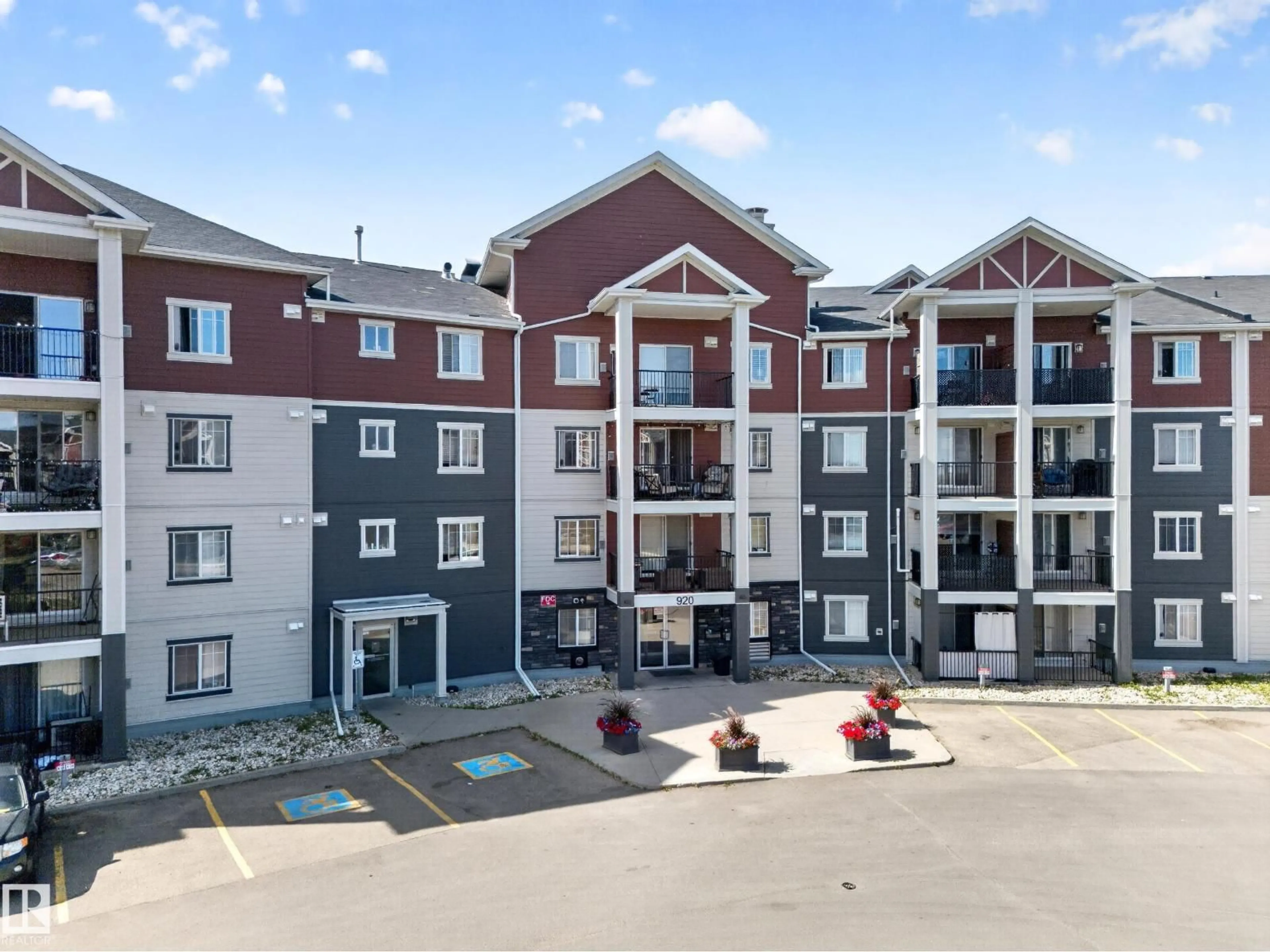 A pic from outside/outdoor area/front of a property/back of a property/a pic from drone, unknown for 920 - 419 156 ST, Edmonton Alberta T6R0N6