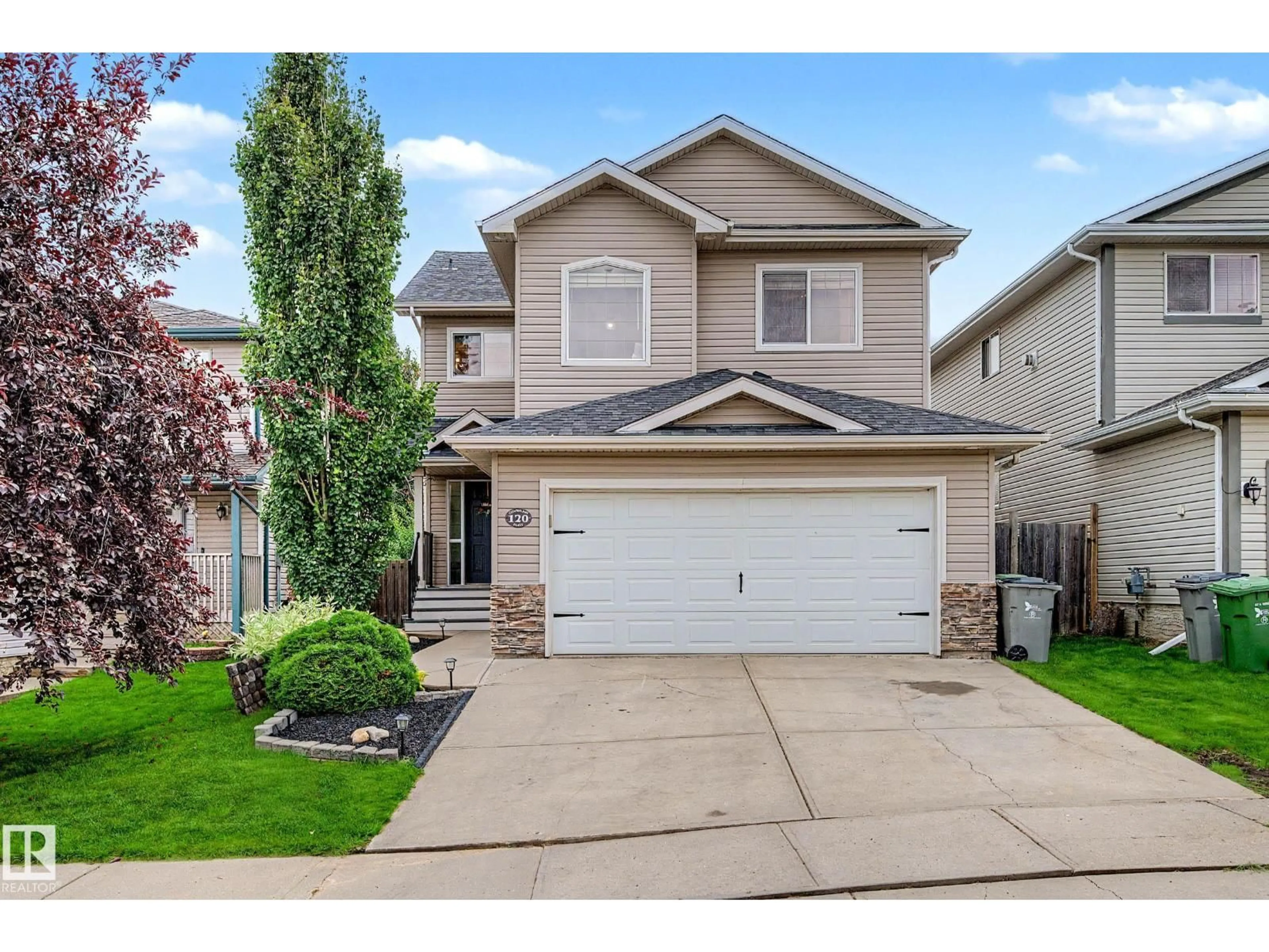 Home with vinyl exterior material, street for 120 CHAMPLAIN, Beaumont Alberta T4X1V9