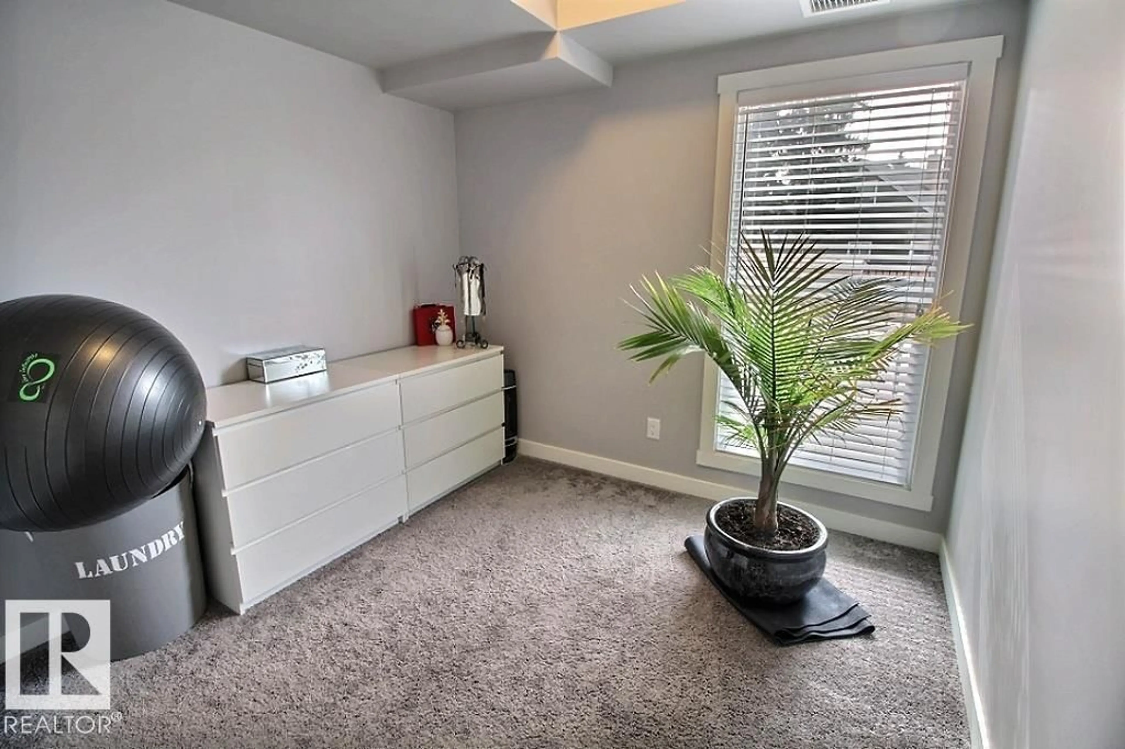 A pic of a room for #106 - 10126 144 ST, Edmonton Alberta T5N2T7