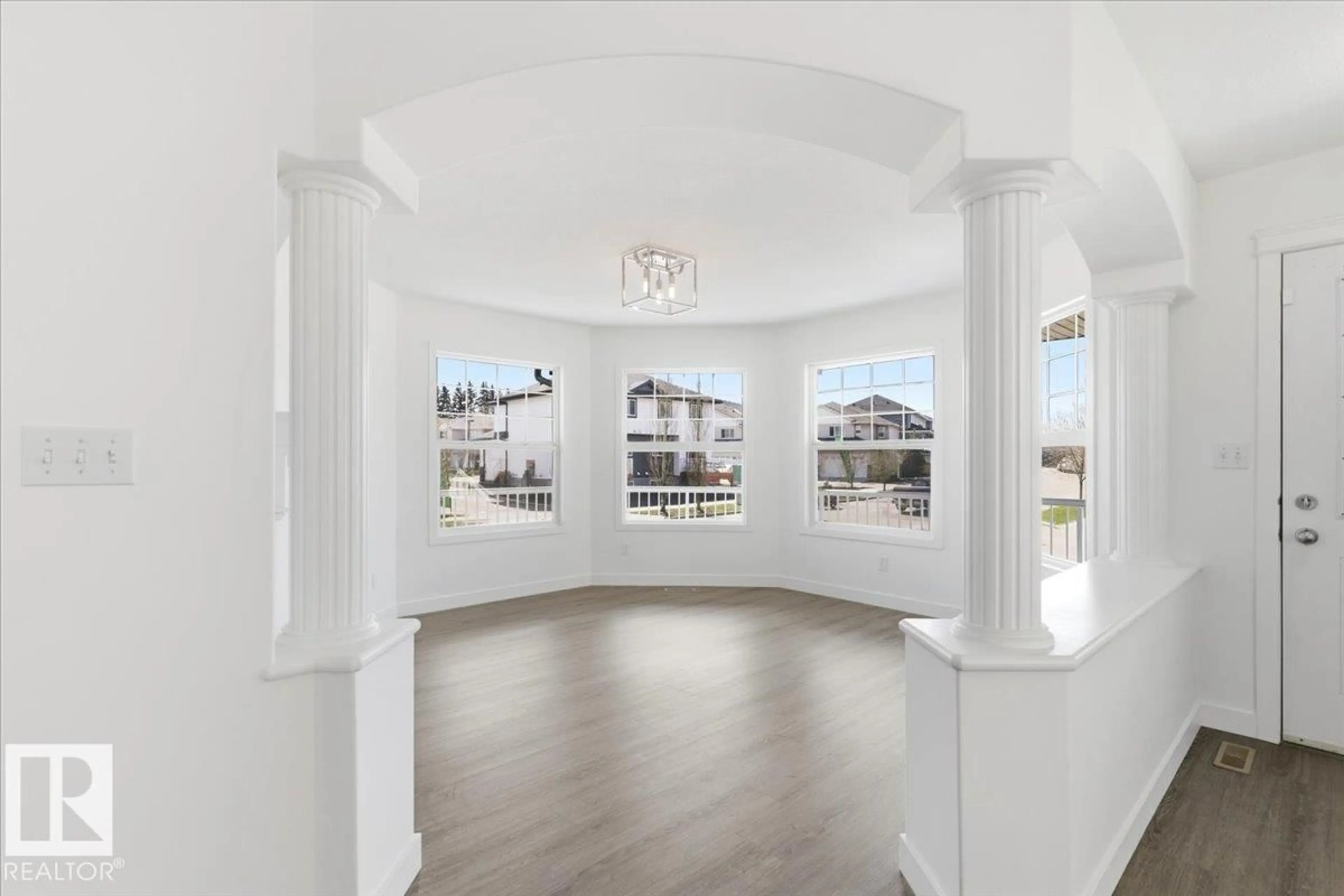 Indoor foyer for 301 AVENA LI, Leduc Alberta T5A0E1