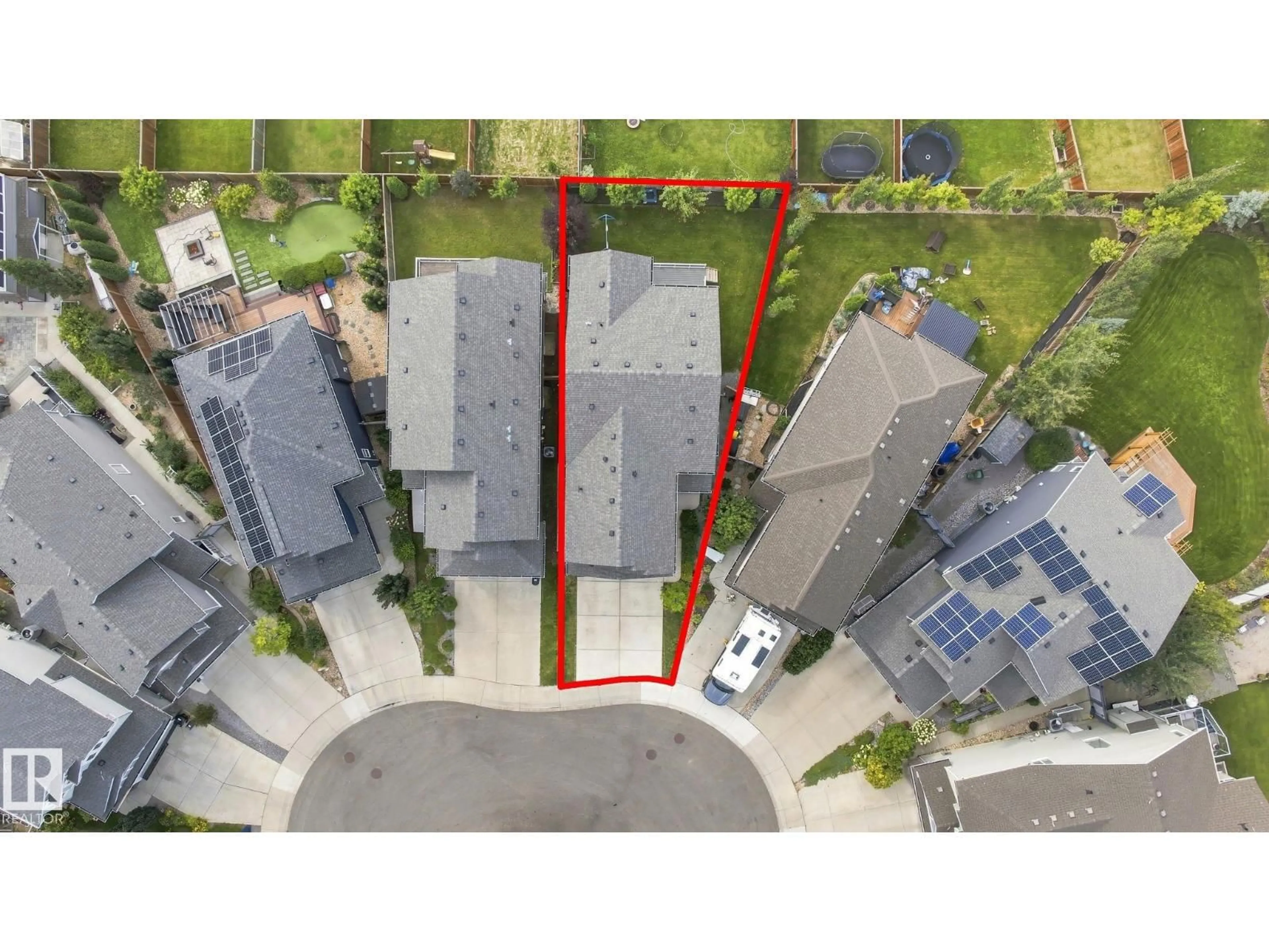 A pic from outside/outdoor area/front of a property/back of a property/a pic from drone, unknown for 4530 SALY PL, Edmonton Alberta T6X2C7