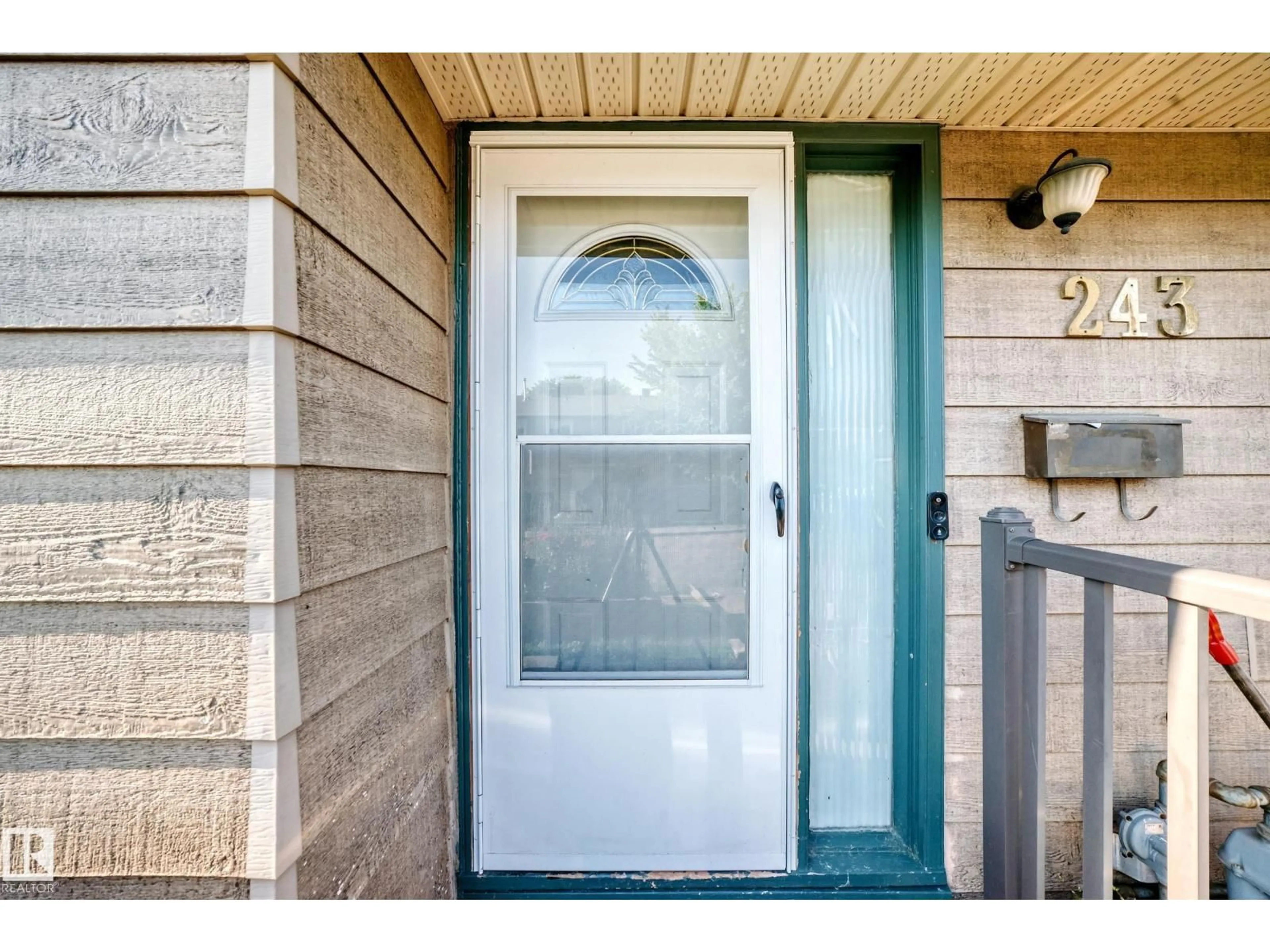 Indoor entryway for 243 ABBOTSFIELD RD, Edmonton Alberta T5W4S9