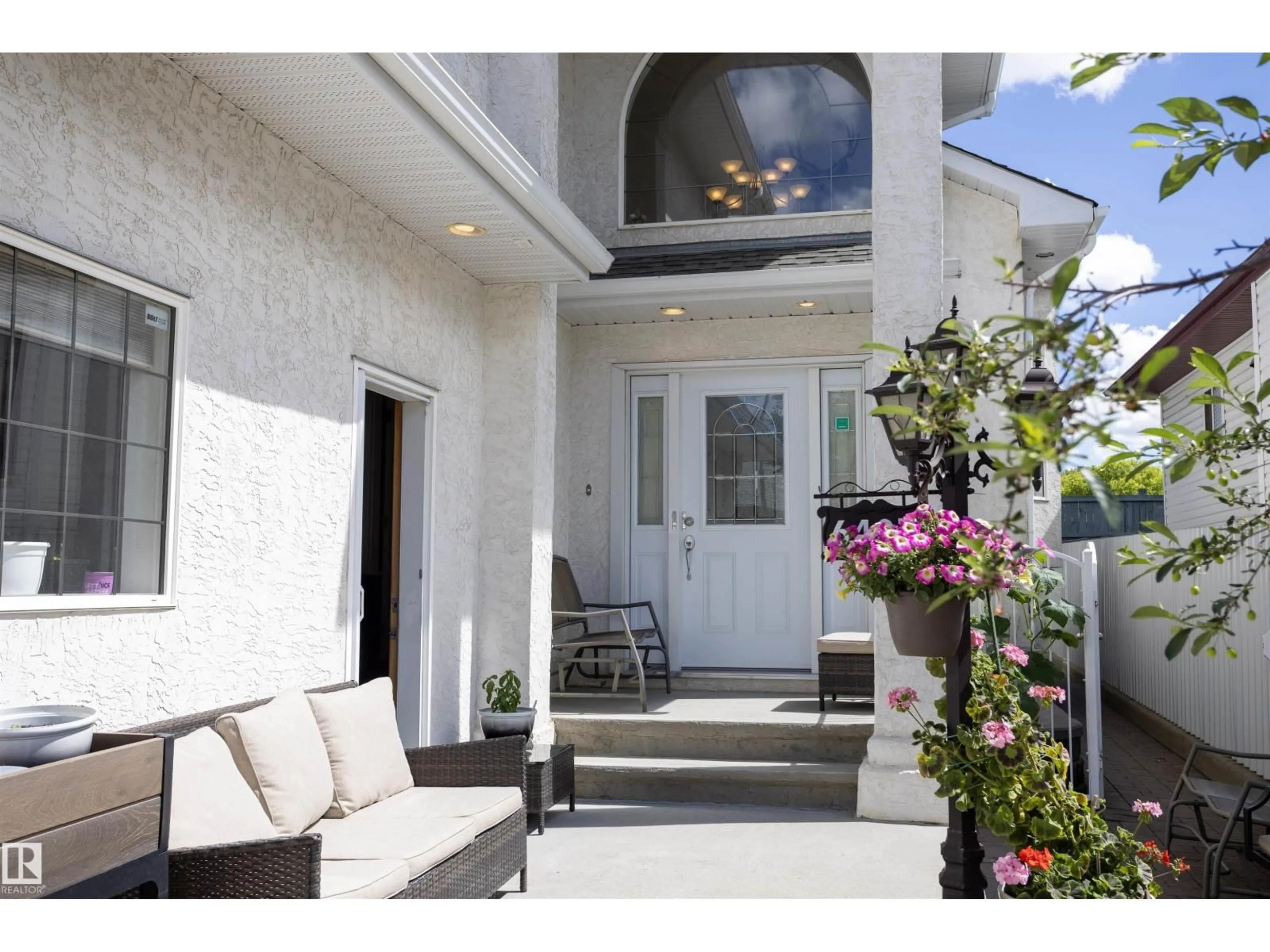 Indoor entryway for 6407 163 AV, Edmonton Alberta T5Y3E3