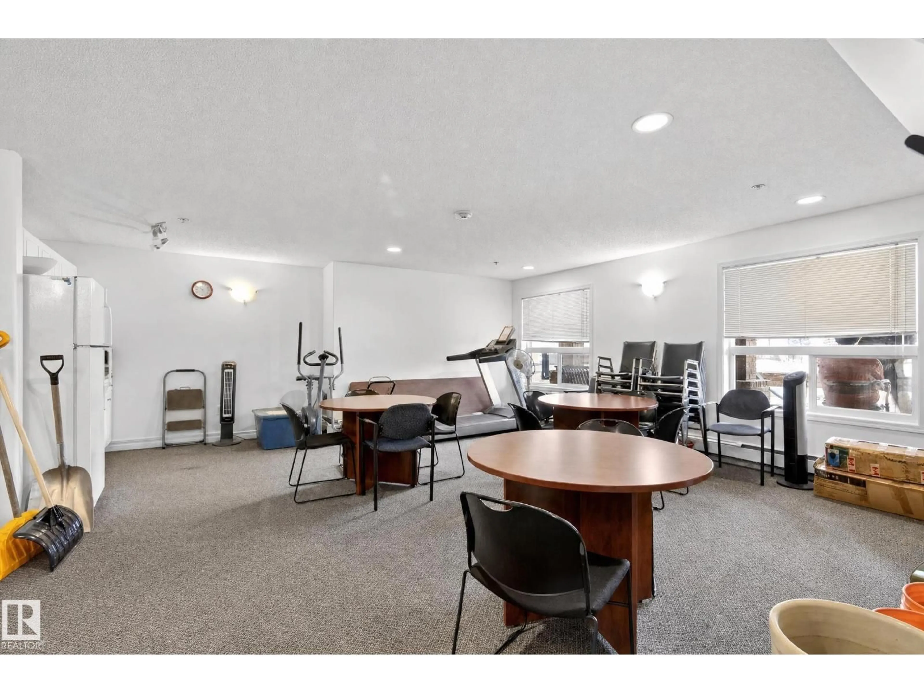 A pic of a room for #323 - 13625 34 ST, Edmonton Alberta T5A0E3