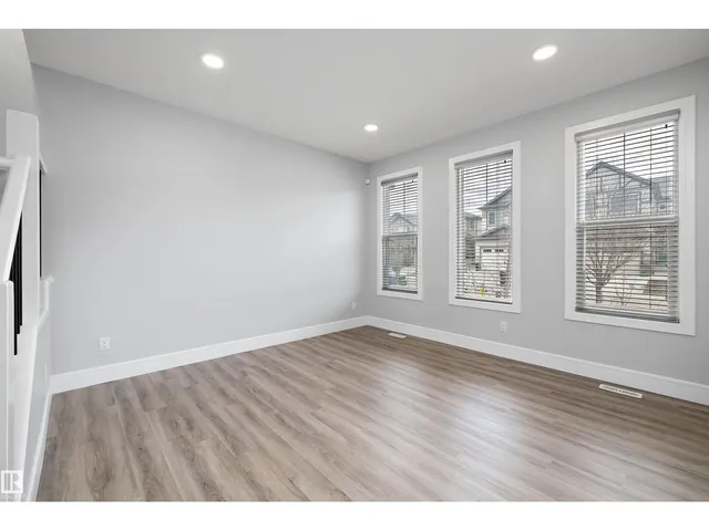 4235 CHICHAK CL, Edmonton 5