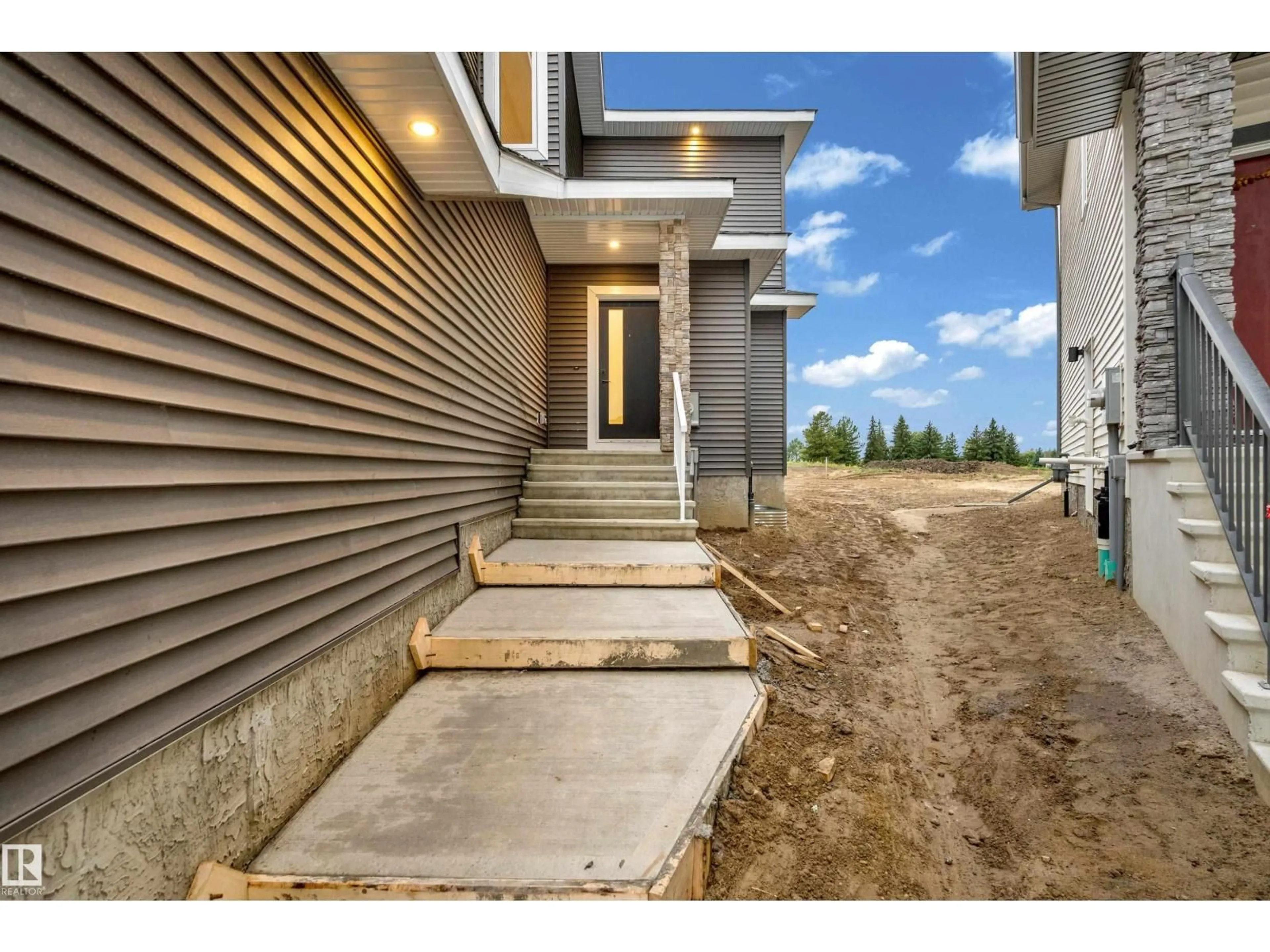 Unknown for 32 GRAYSON GR, Stony Plain Alberta T7Z0P3