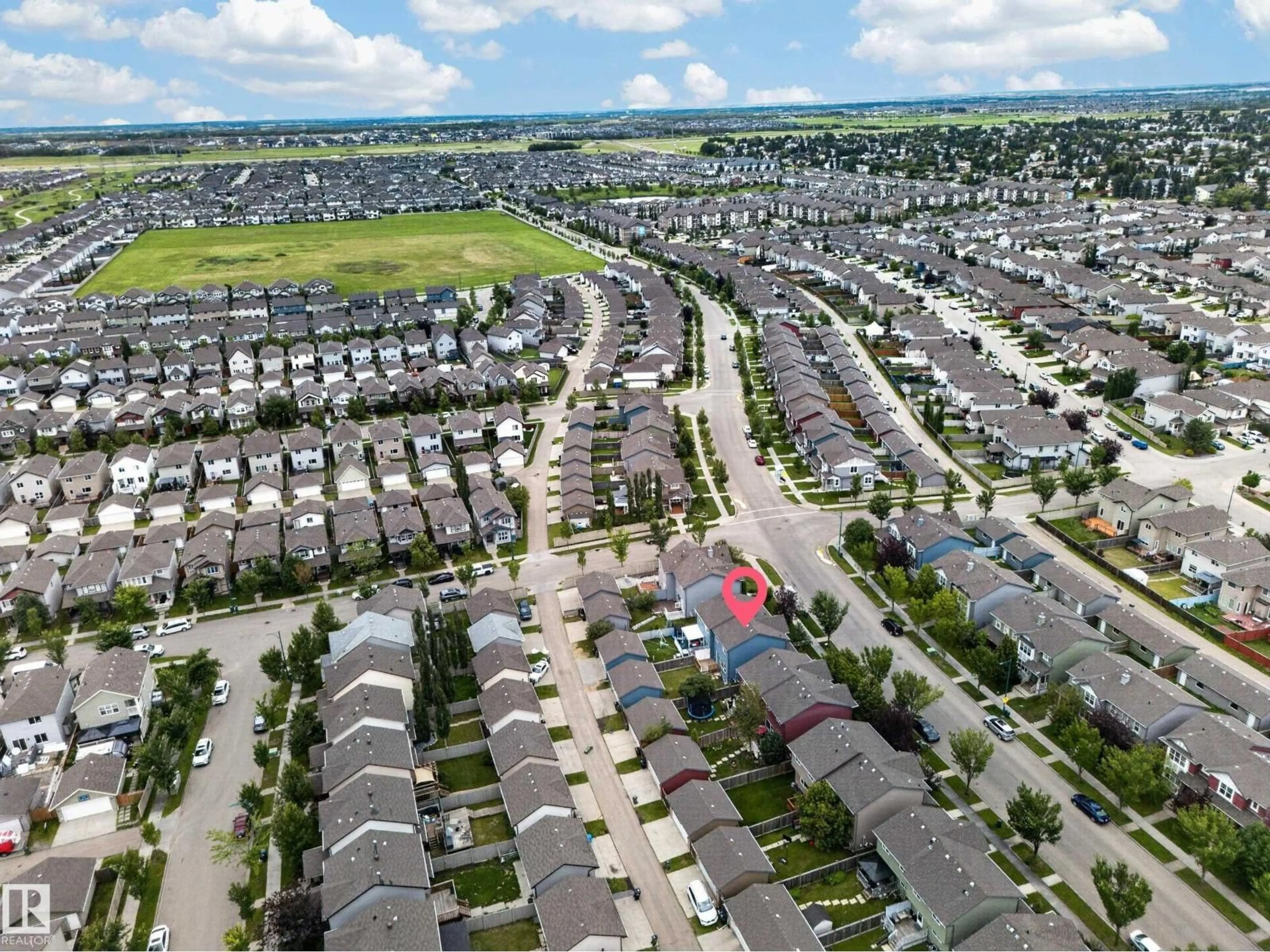 A pic from outside/outdoor area/front of a property/back of a property/a pic from drone, street for 2115 32 ST, Edmonton Alberta T6T0K4