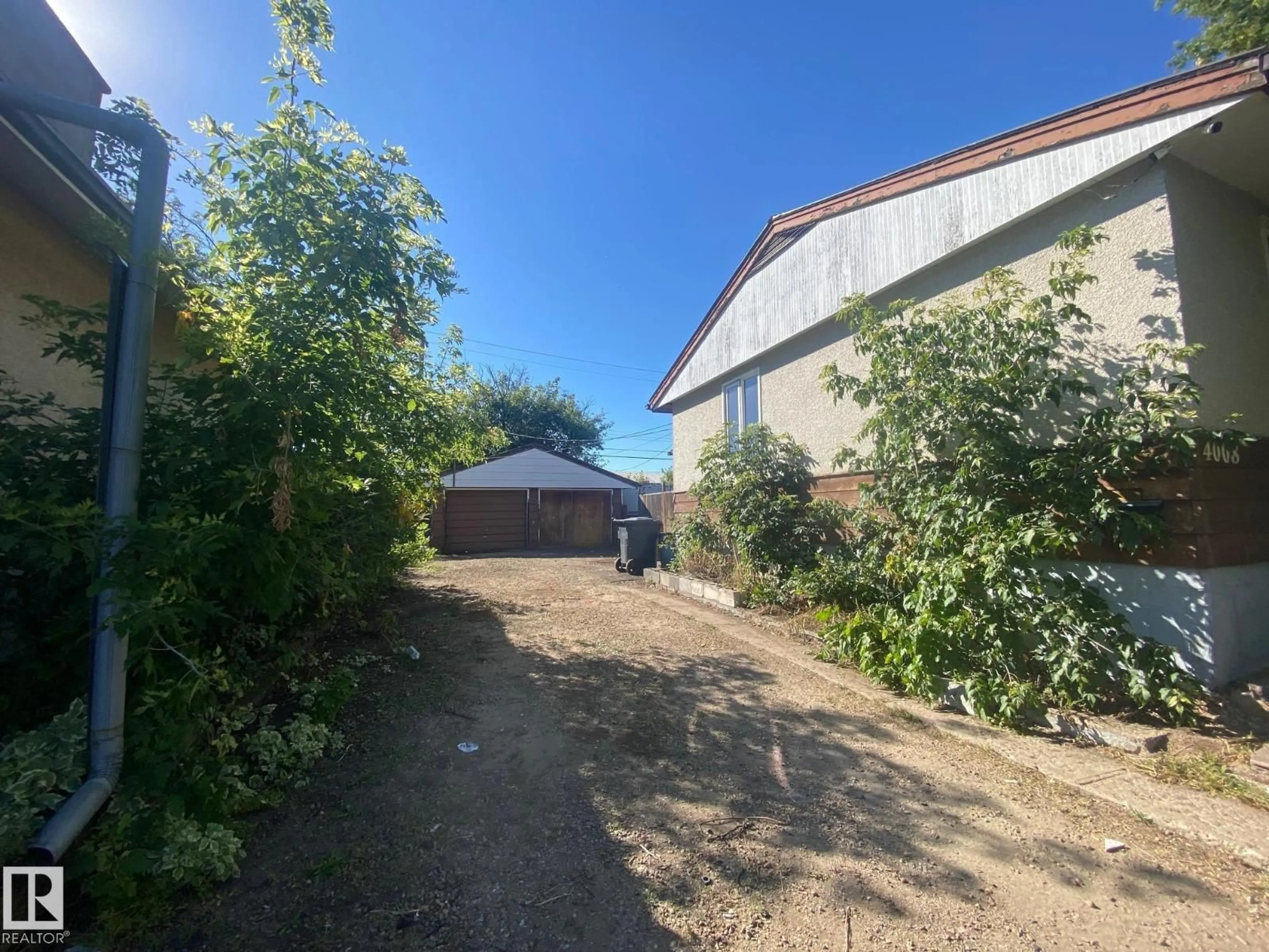 A pic from outside/outdoor area/front of a property/back of a property/a pic from drone, street for 4008 55 ST, Wetaskiwin Alberta T9A1T4
