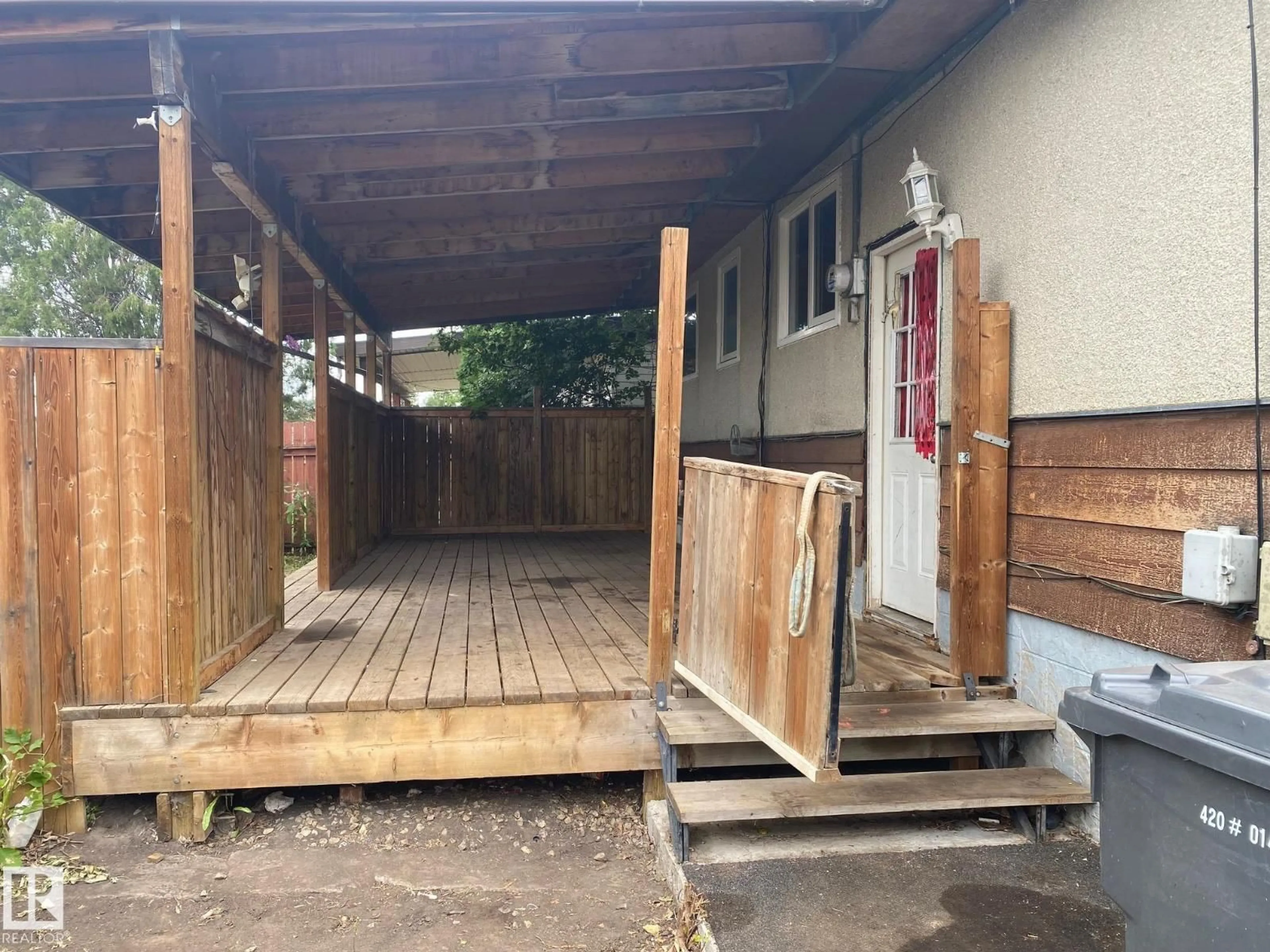 Patio, street for 4008 55 ST, Wetaskiwin Alberta T9A1T4