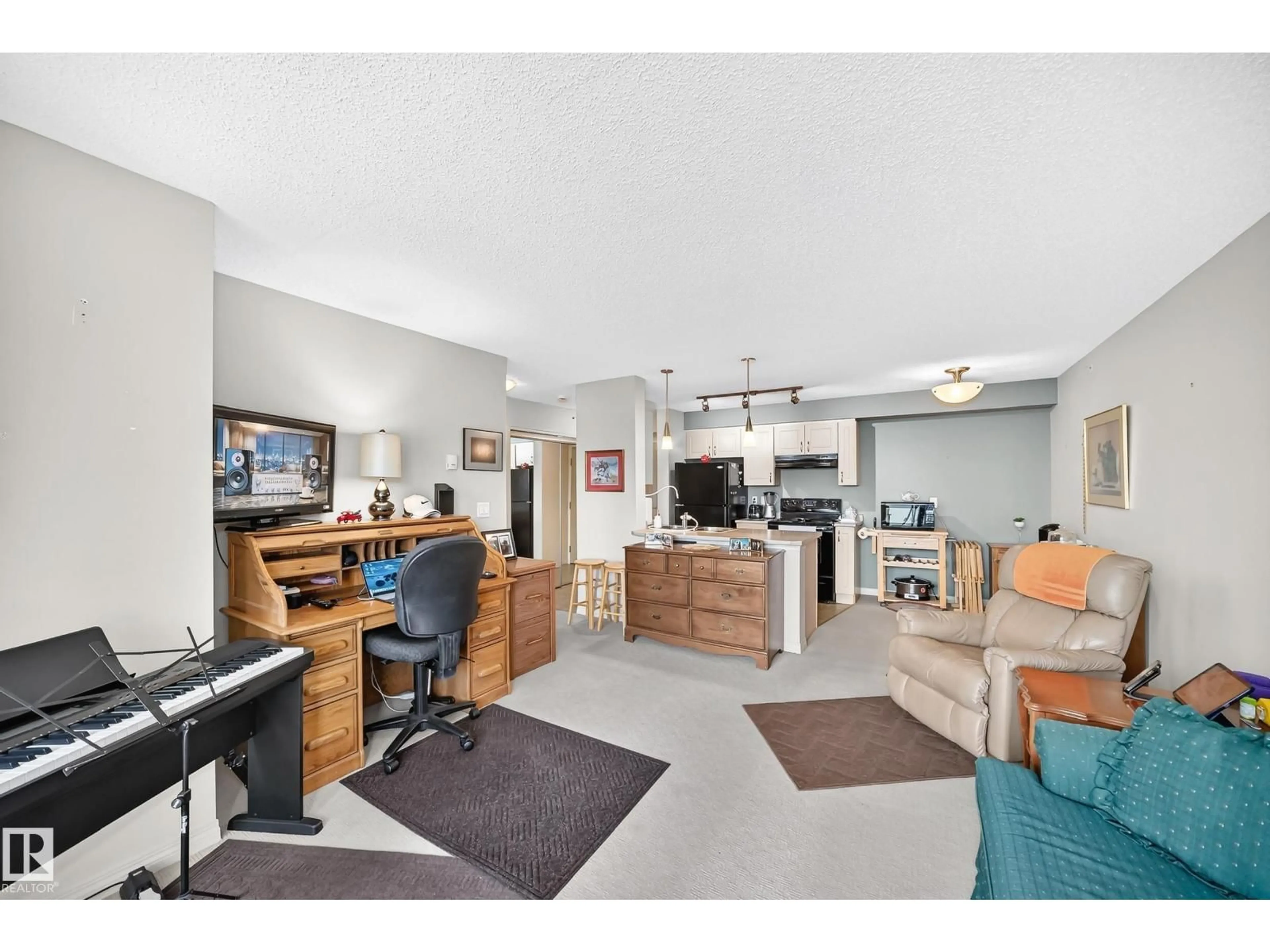 Unknown for NW - 418 136 ST, Edmonton Alberta T6V1Y5
