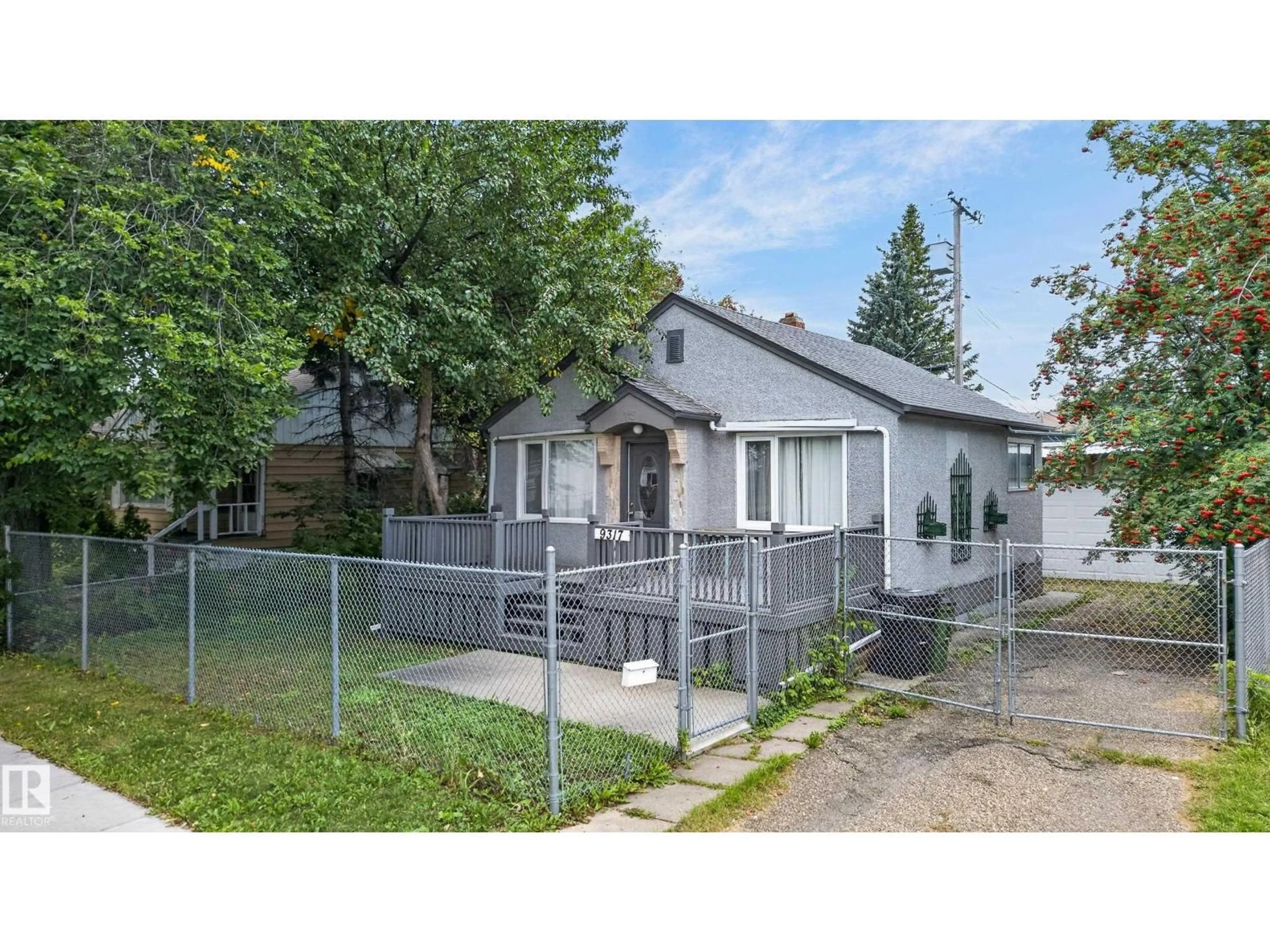 Unknown for 9317 112 AV, Edmonton Alberta T5G0G5