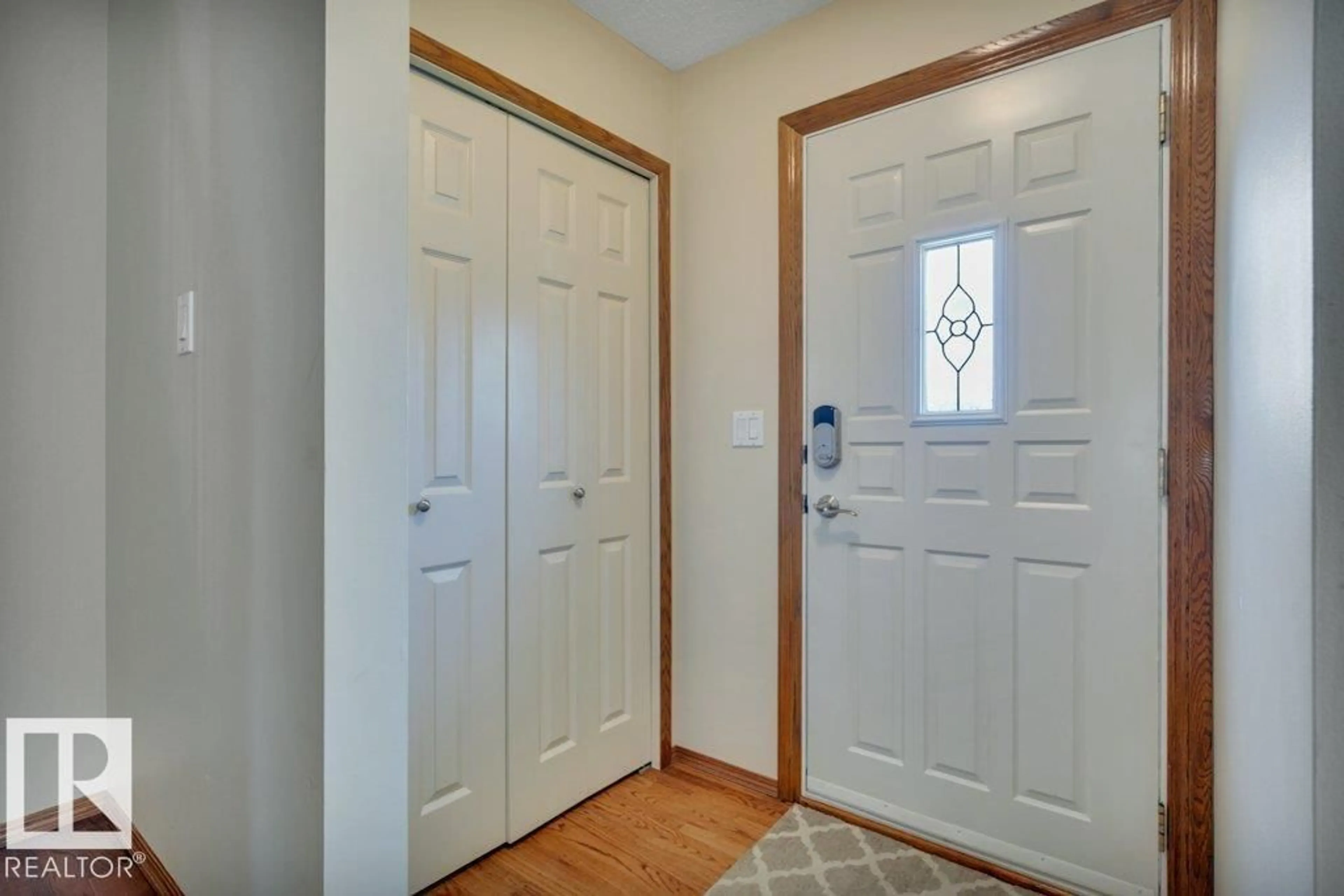 Indoor entryway for NW - 17927 92A ST, Edmonton Alberta T5Z2J9